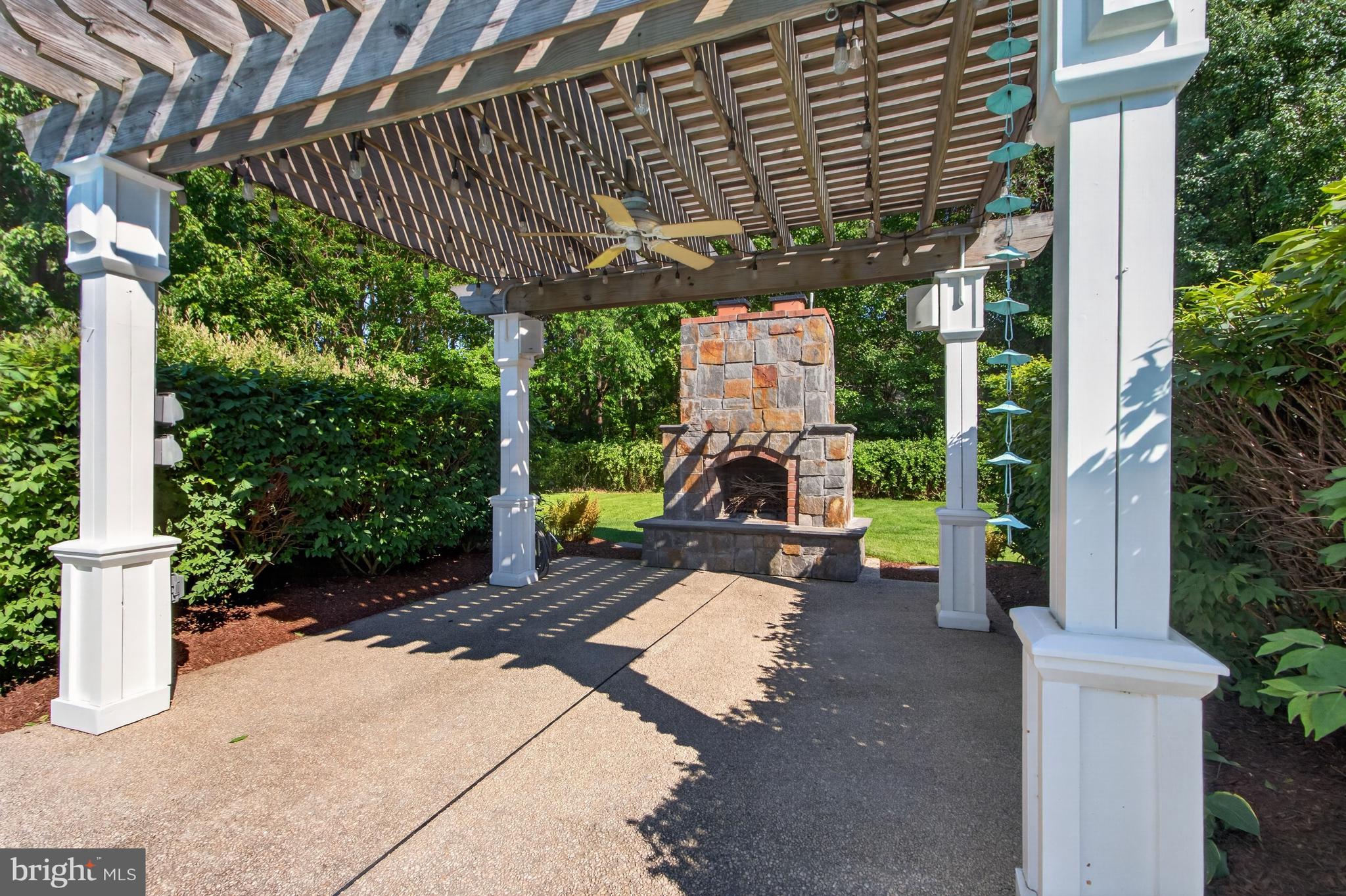BLACK CREEK COVE - Residential
