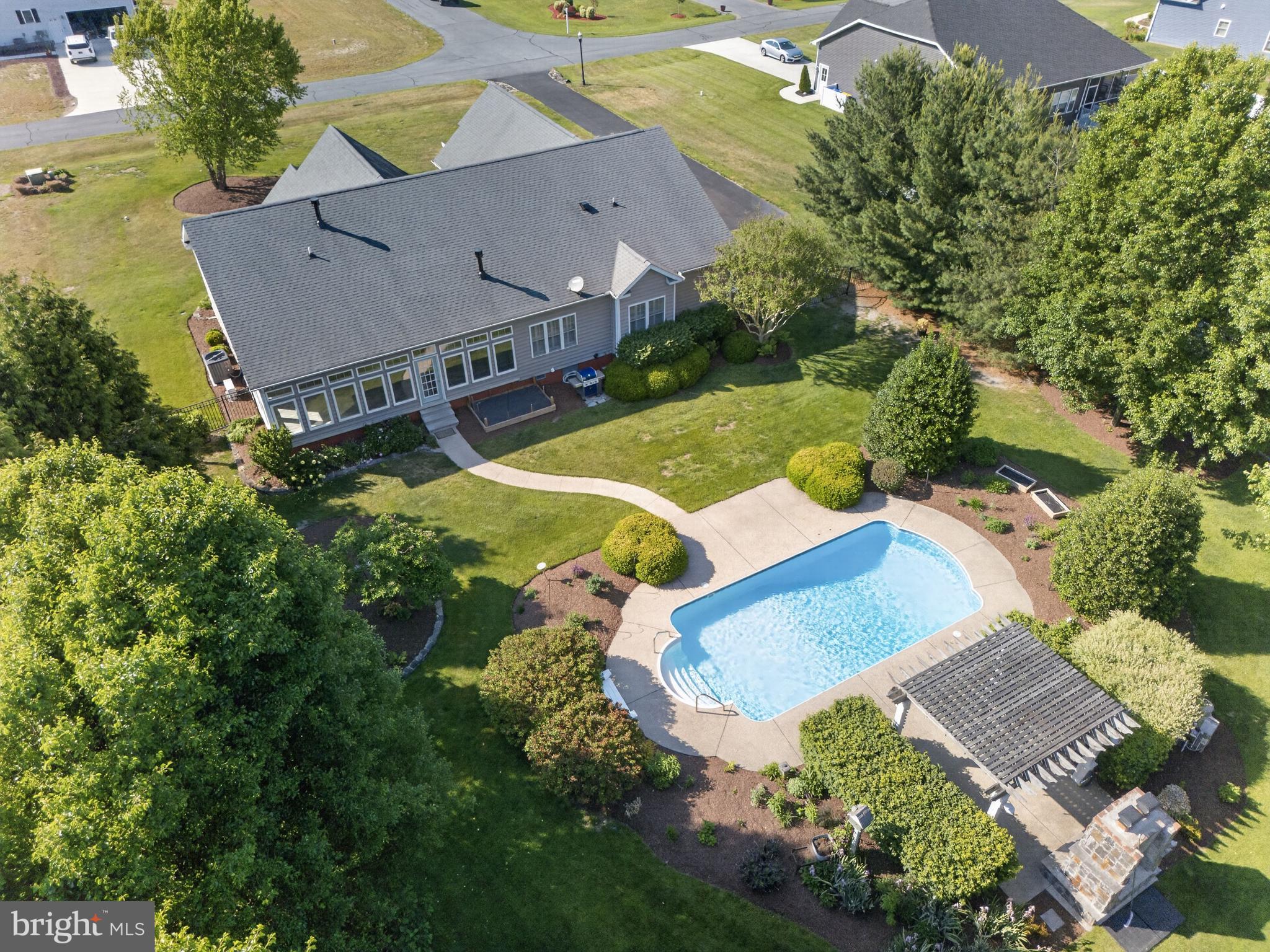 BLACK CREEK COVE - Residential