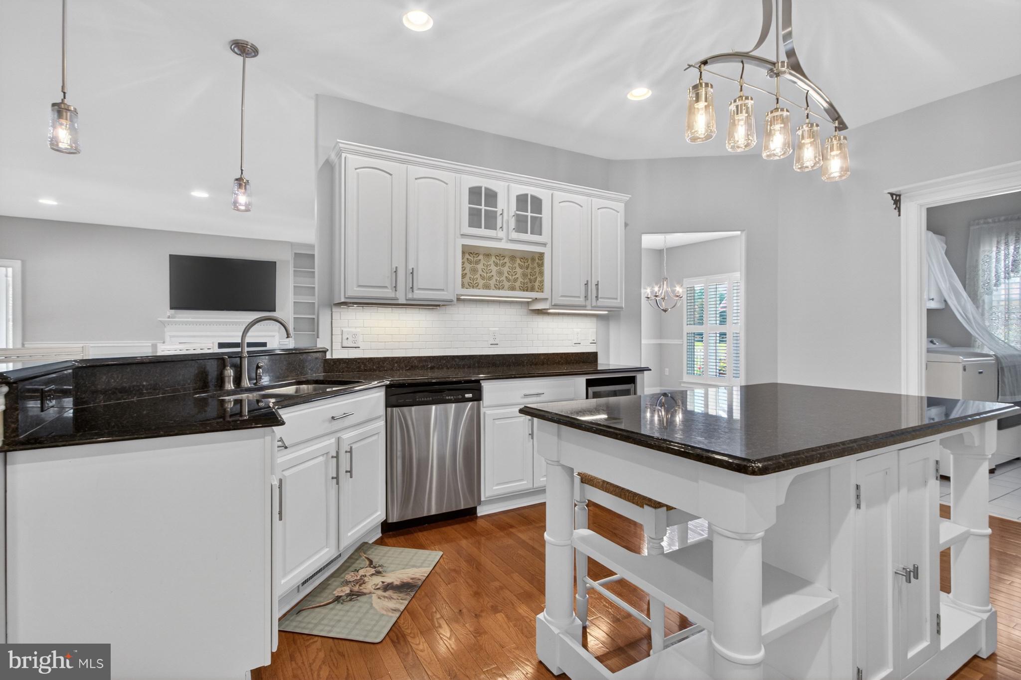 BLACK CREEK COVE - Residential