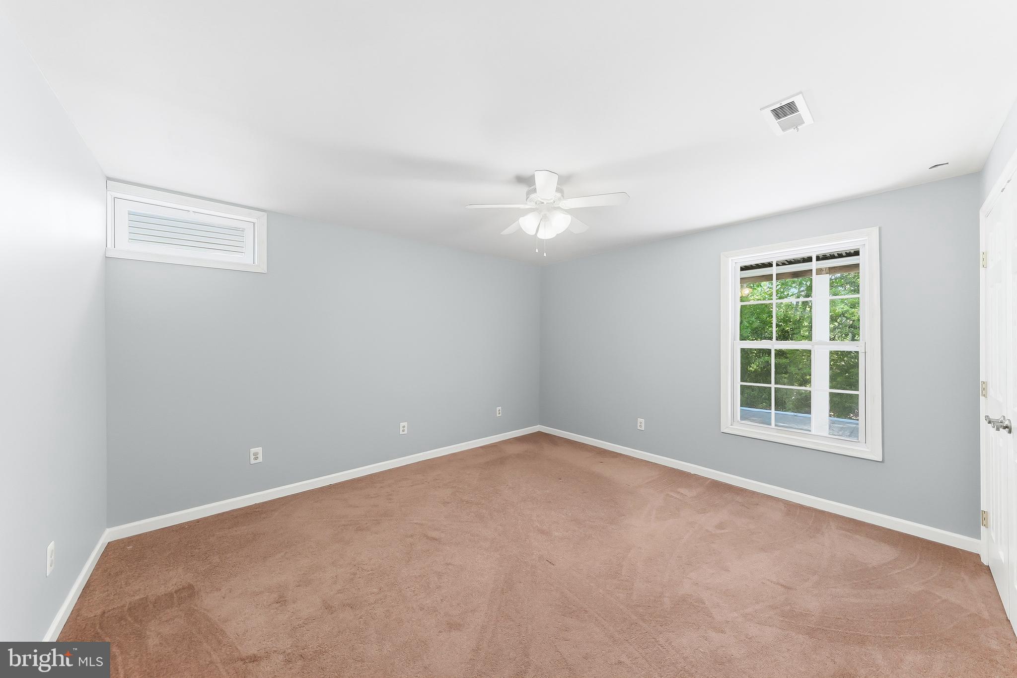 CLUB AT PATRIOTS GLEN - Residential