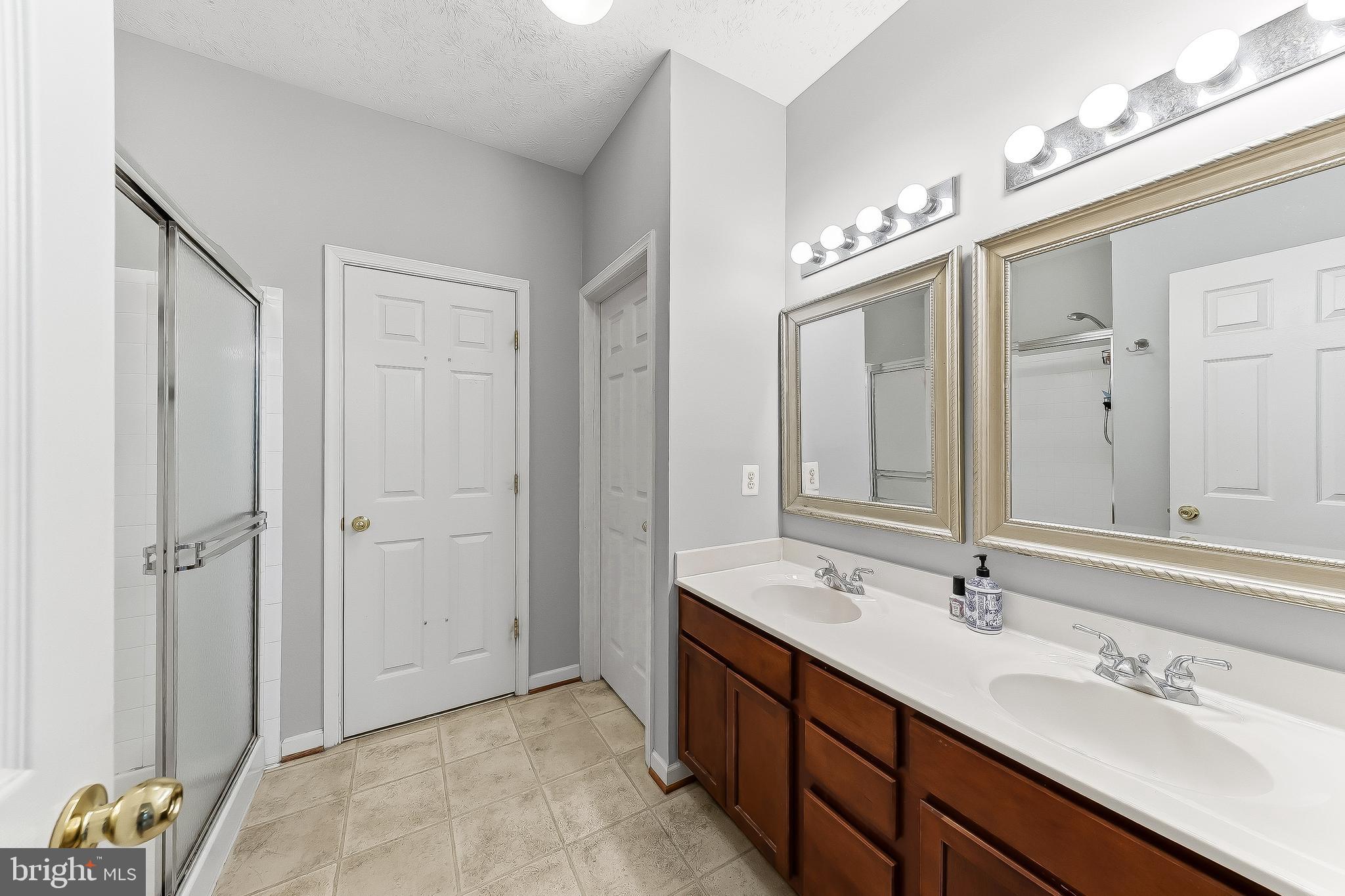 CLUB AT PATRIOTS GLEN - Residential