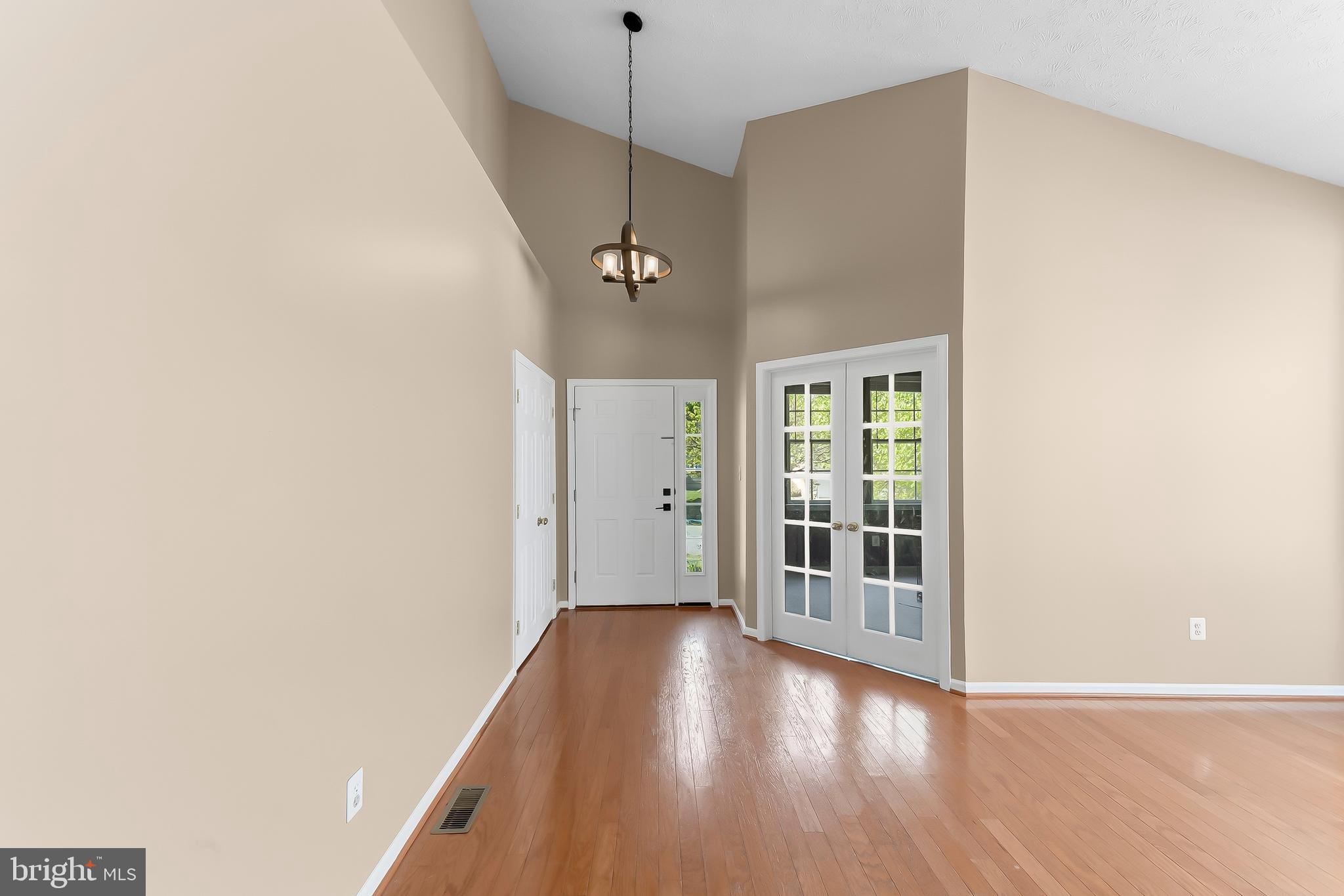 CLUB AT PATRIOTS GLEN - Residential