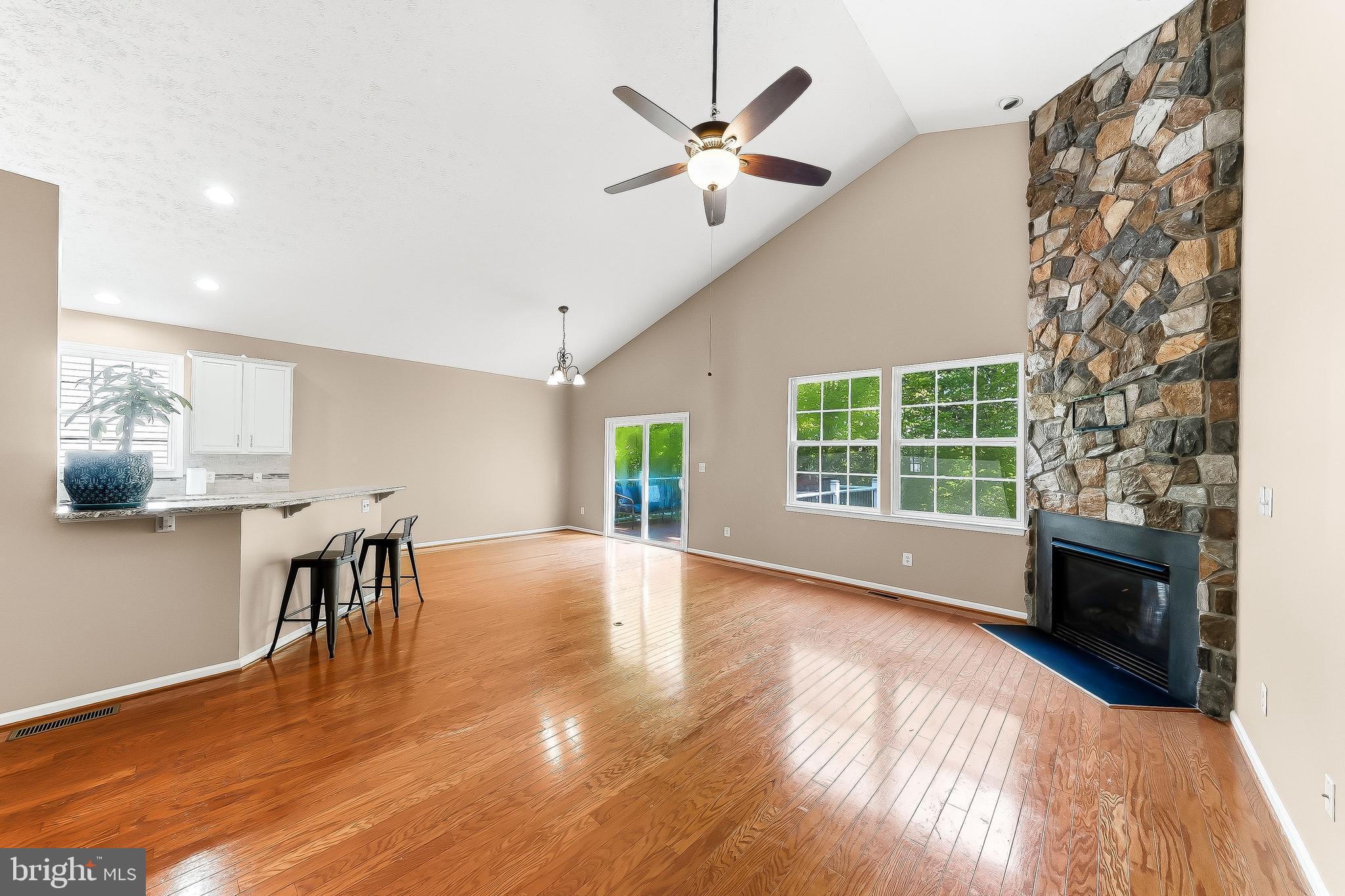 CLUB AT PATRIOTS GLEN - Residential