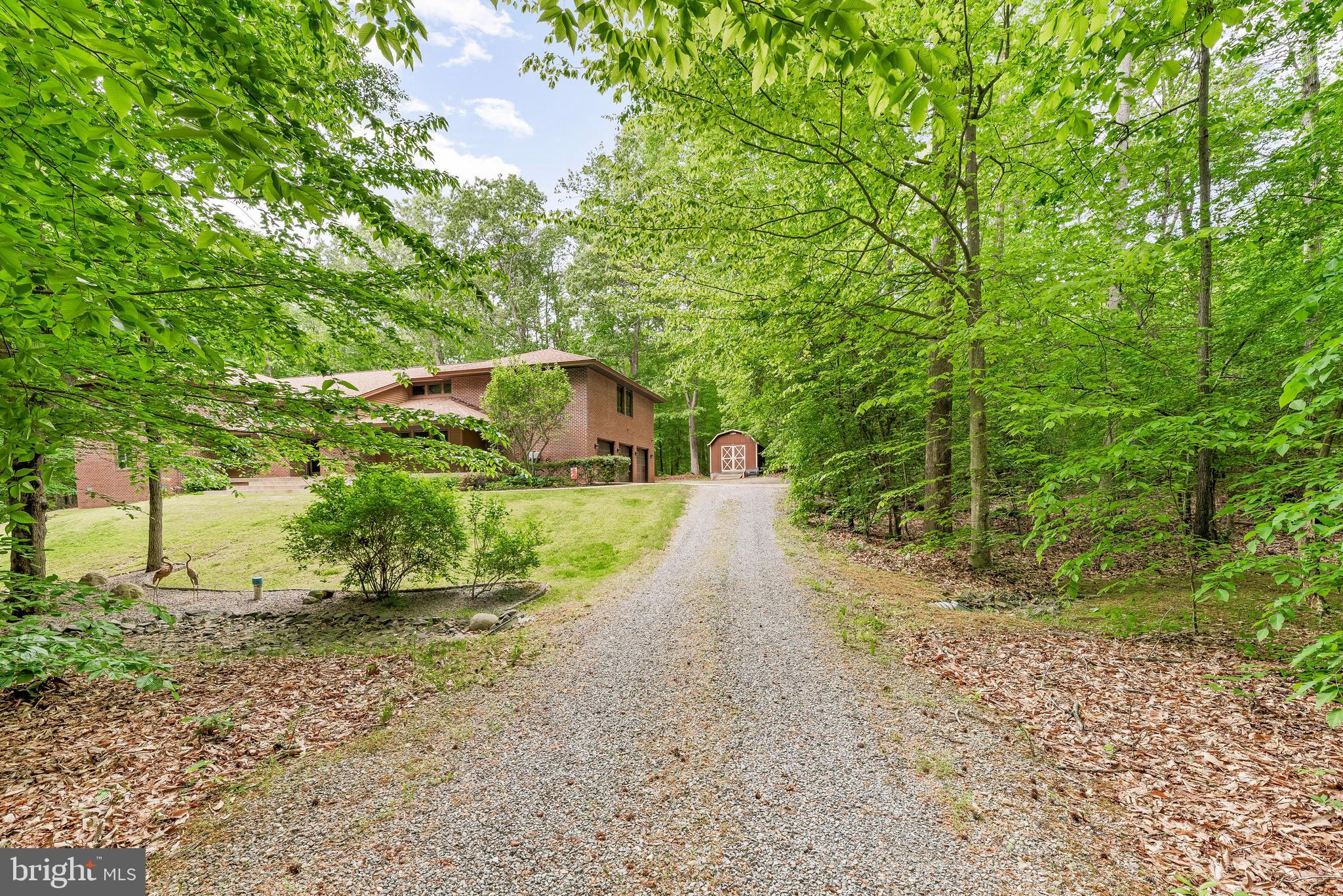 WALNUT WOODS - Residential