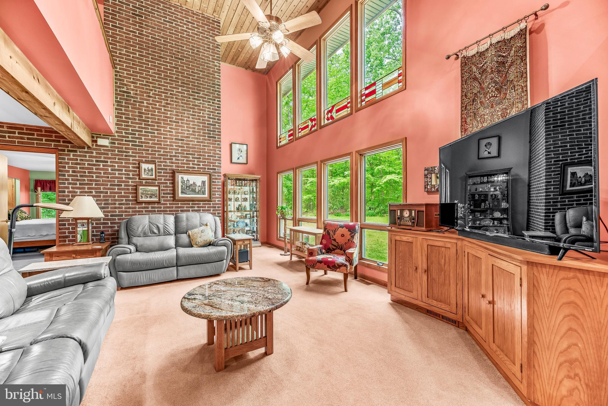 WALNUT WOODS - Residential