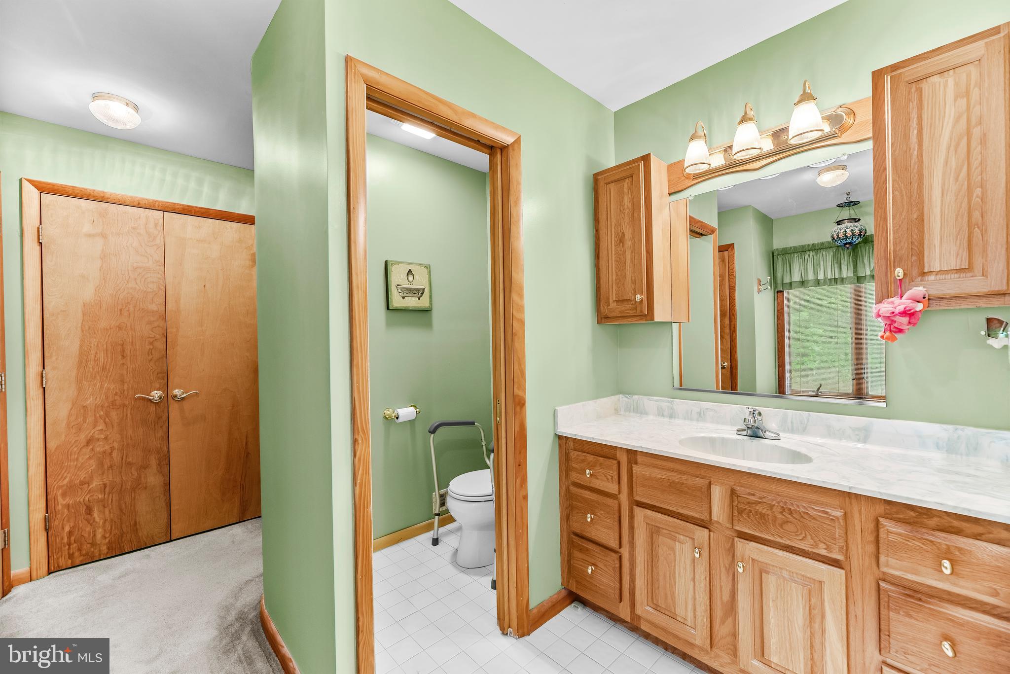 WALNUT WOODS - Residential