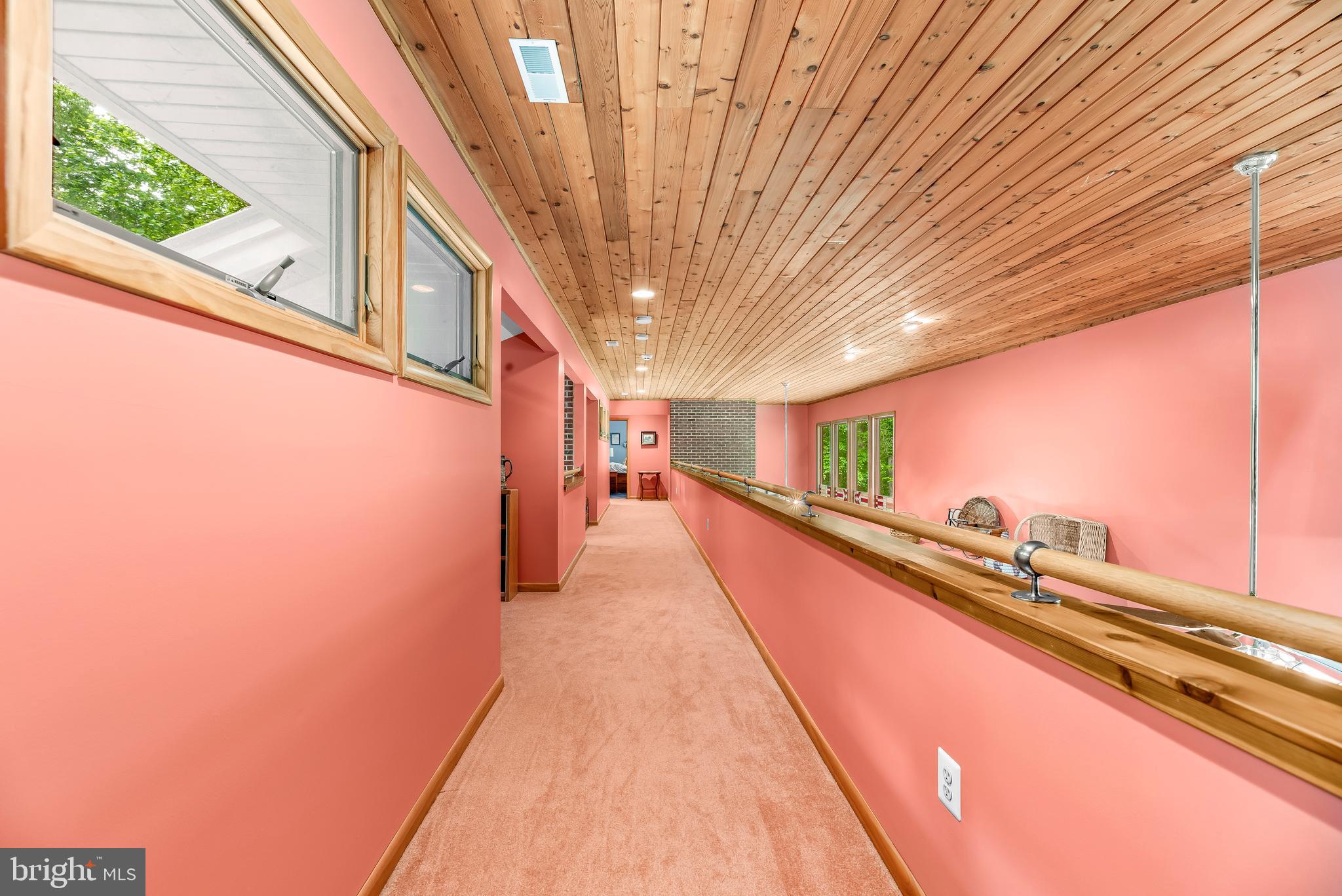 WALNUT WOODS - Residential