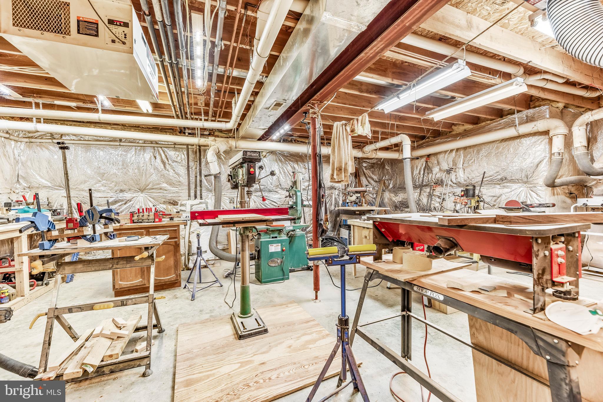 WALNUT WOODS - Residential