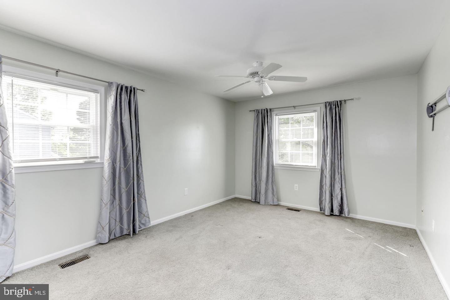 FRANKLIN FARM - Residential Lease