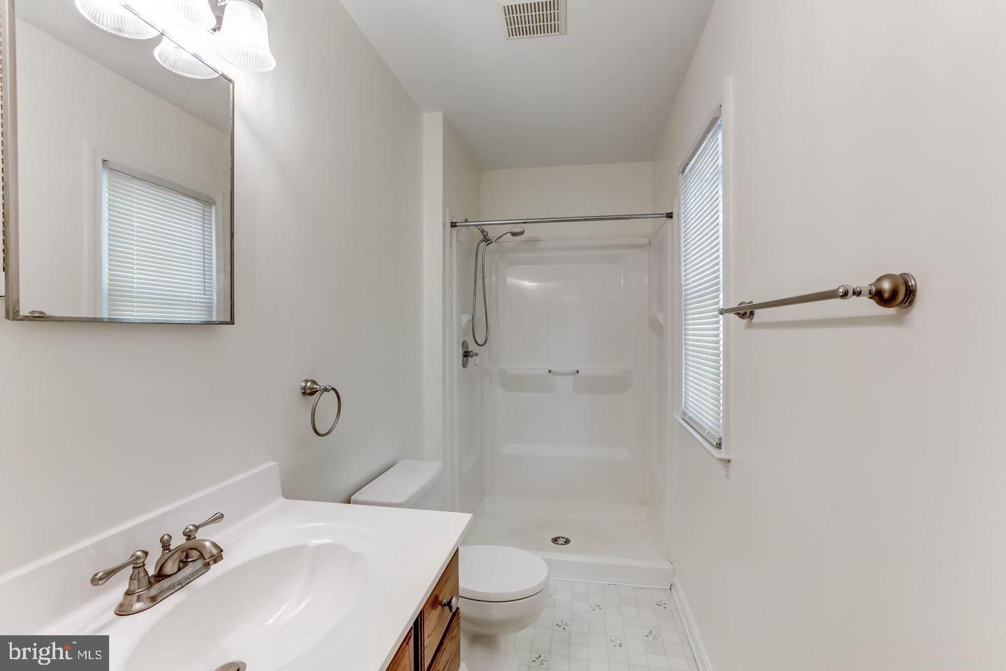 FRANKLIN FARM - Residential Lease