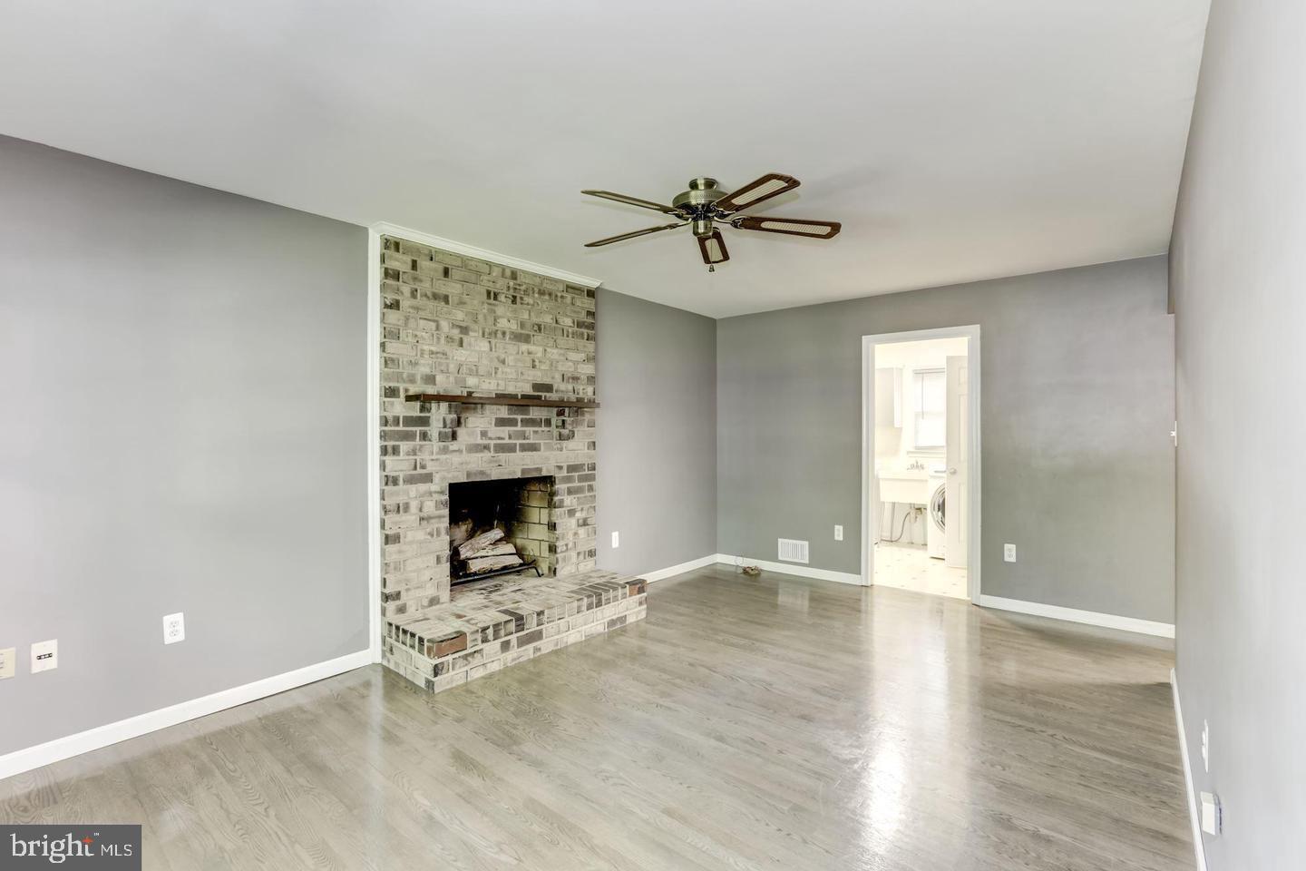 FRANKLIN FARM - Residential Lease