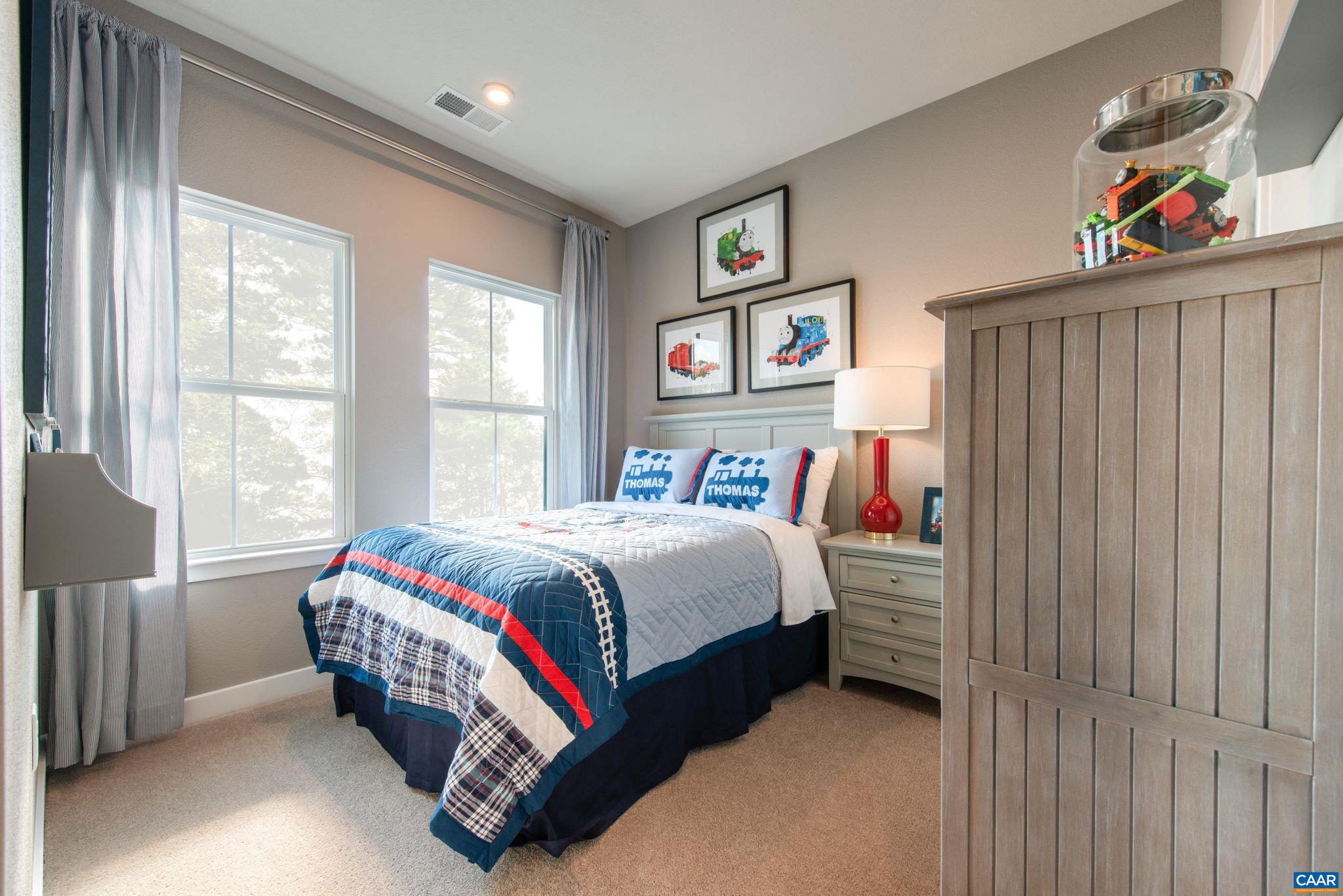 HOLLYMEAD TOWN CENTER - Residential