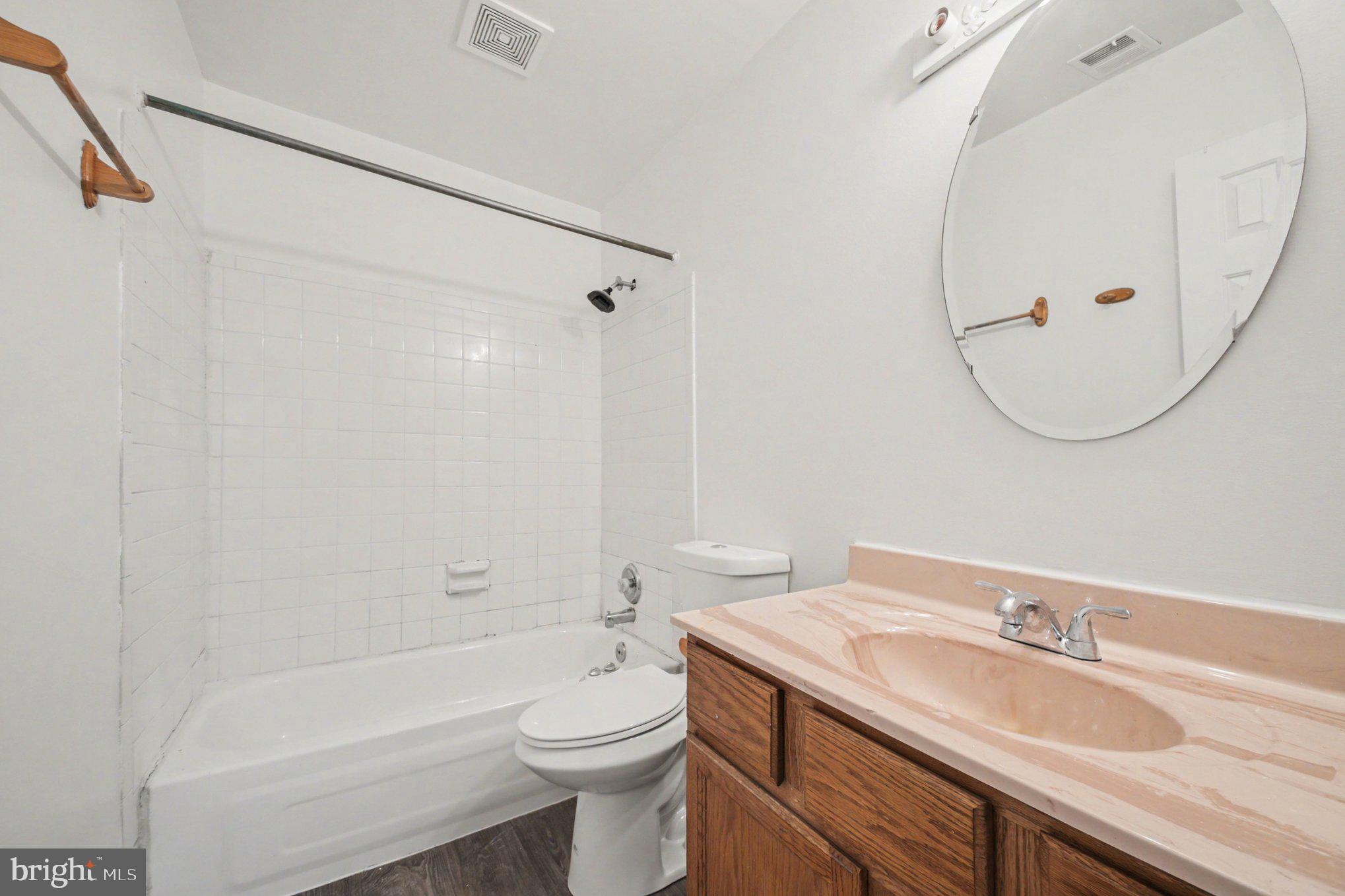 JEFFERSON PLACE - Residential