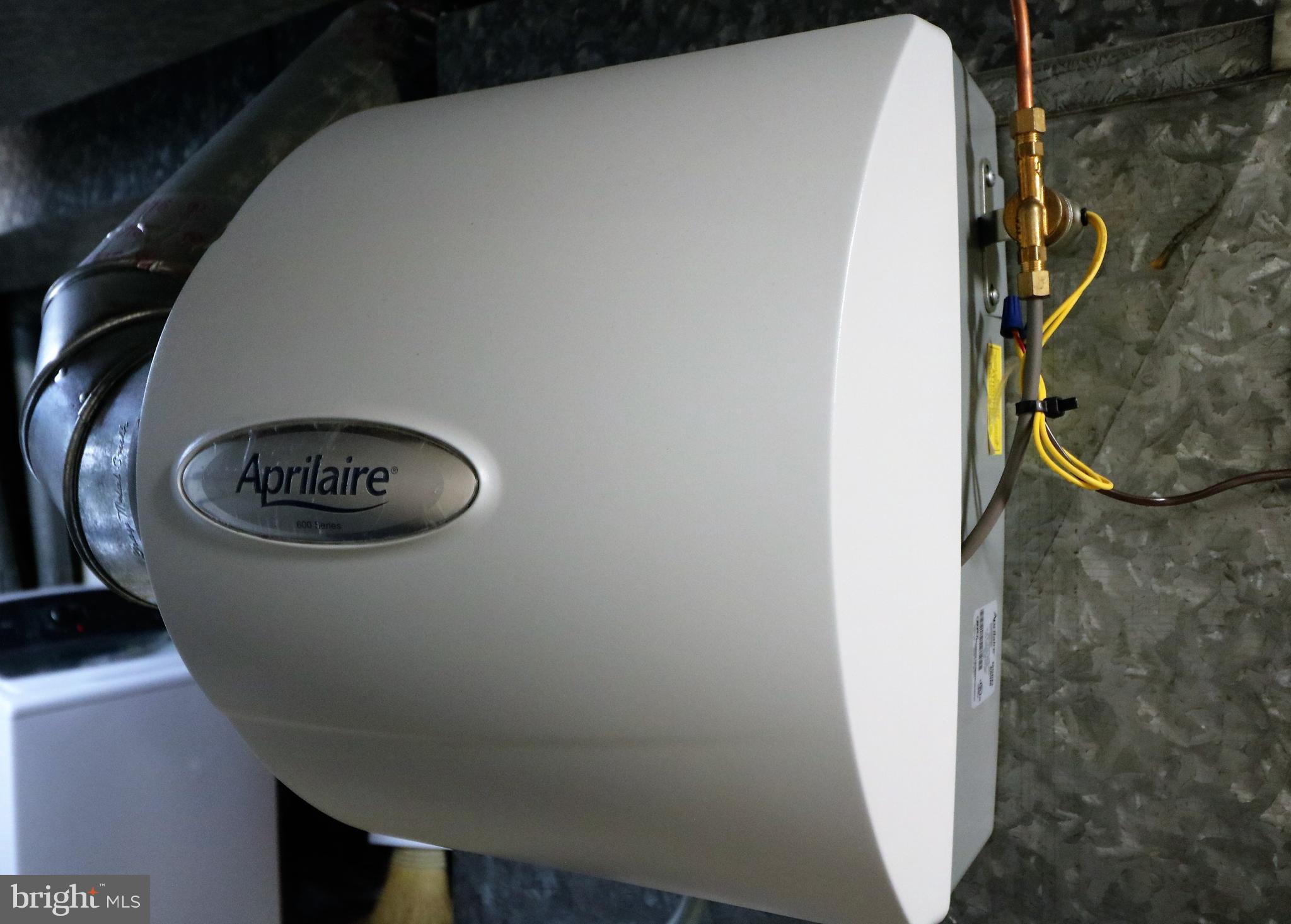 WINDSOR FARMS - Residential