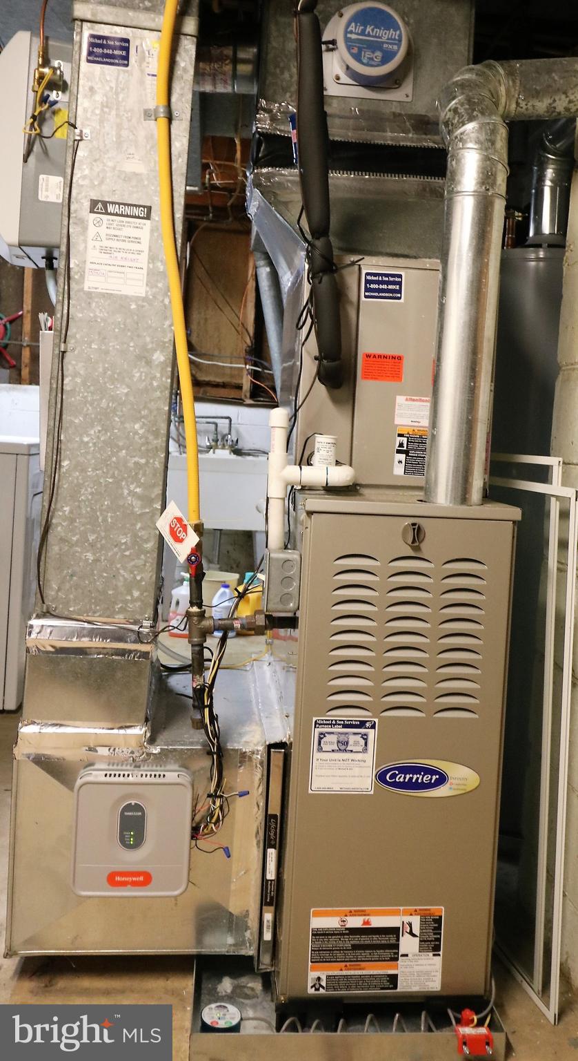 WINDSOR FARMS - Residential