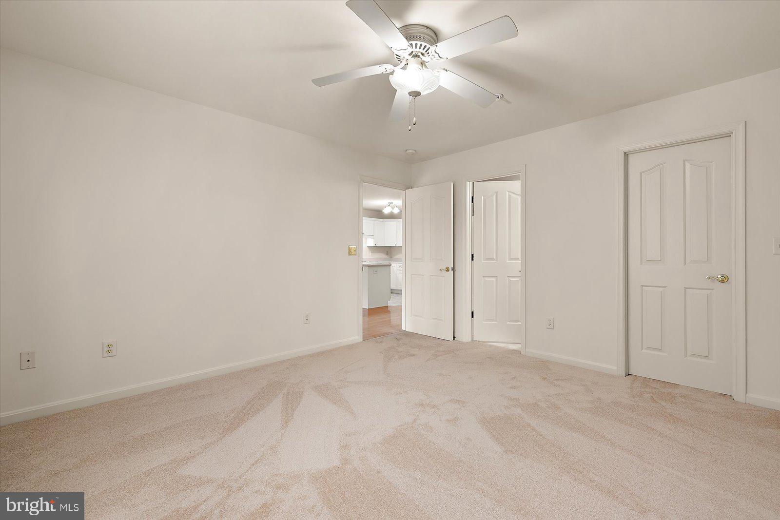 SLEEPY HOLLOW - Residential