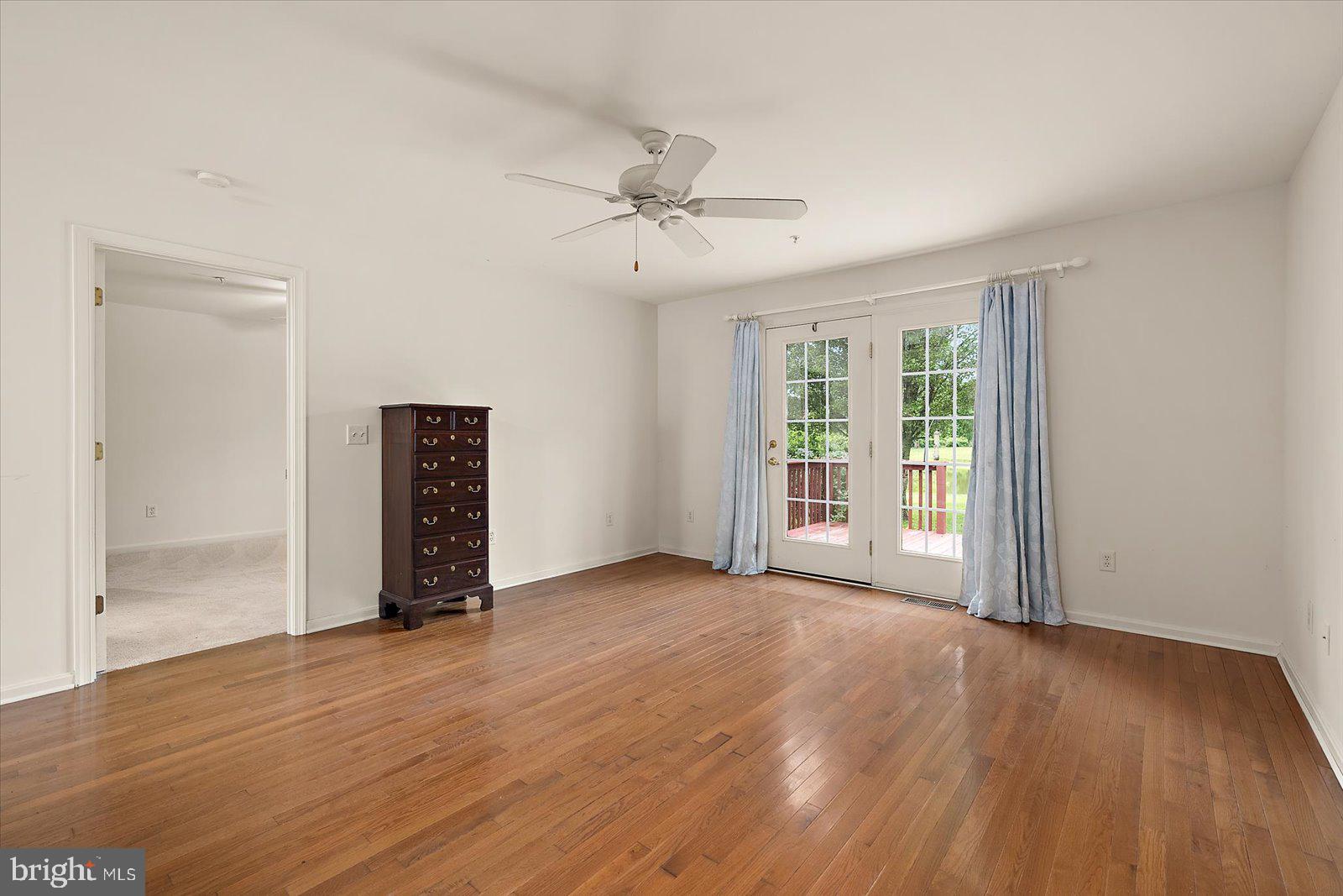 SLEEPY HOLLOW - Residential