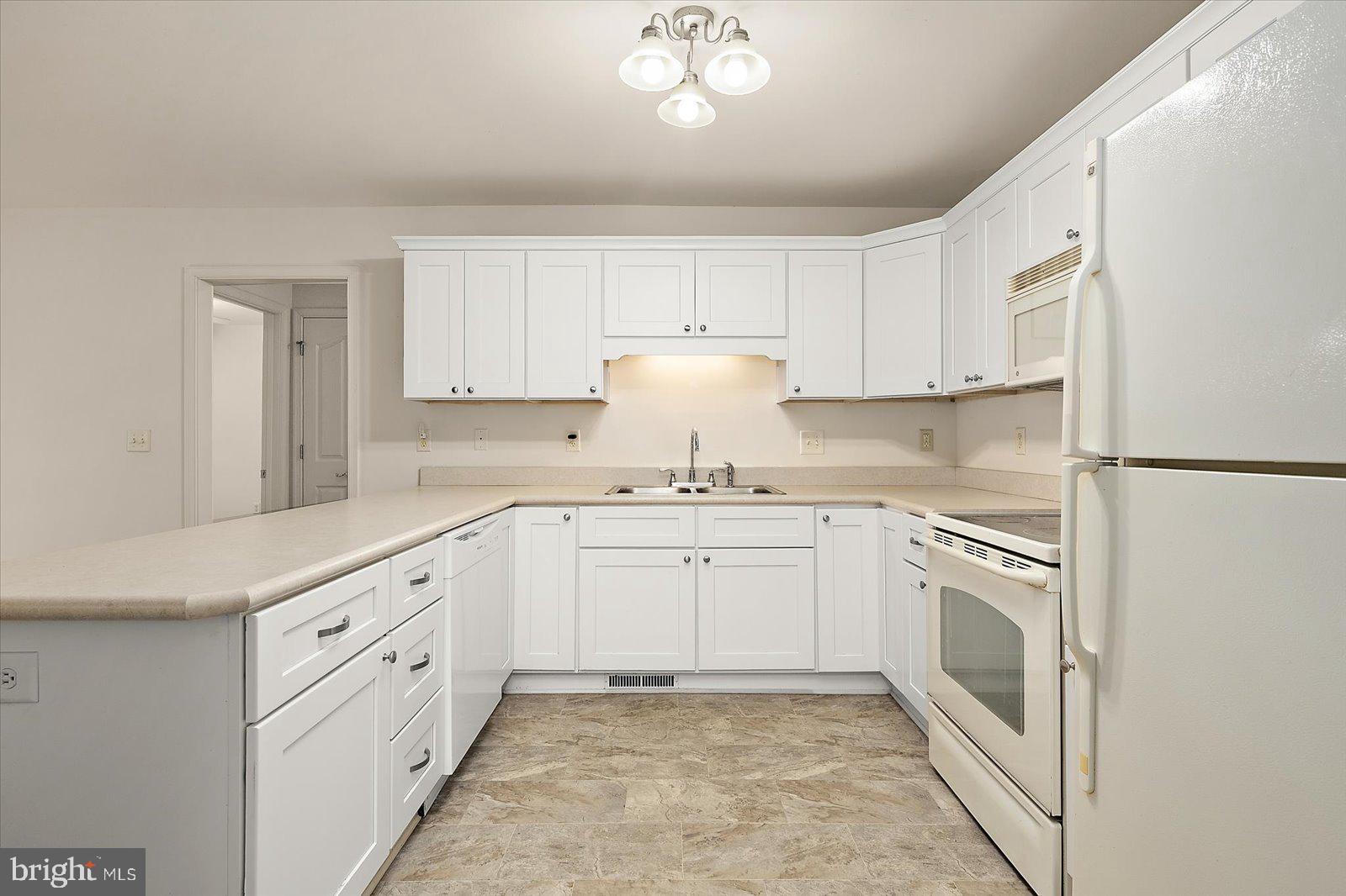 SLEEPY HOLLOW - Residential