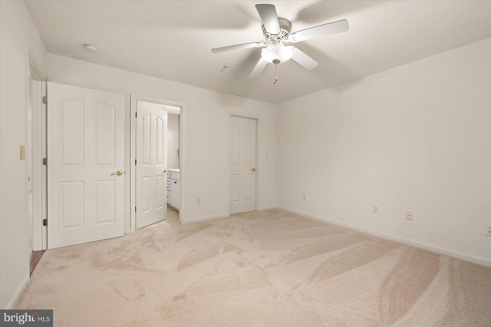 SLEEPY HOLLOW - Residential