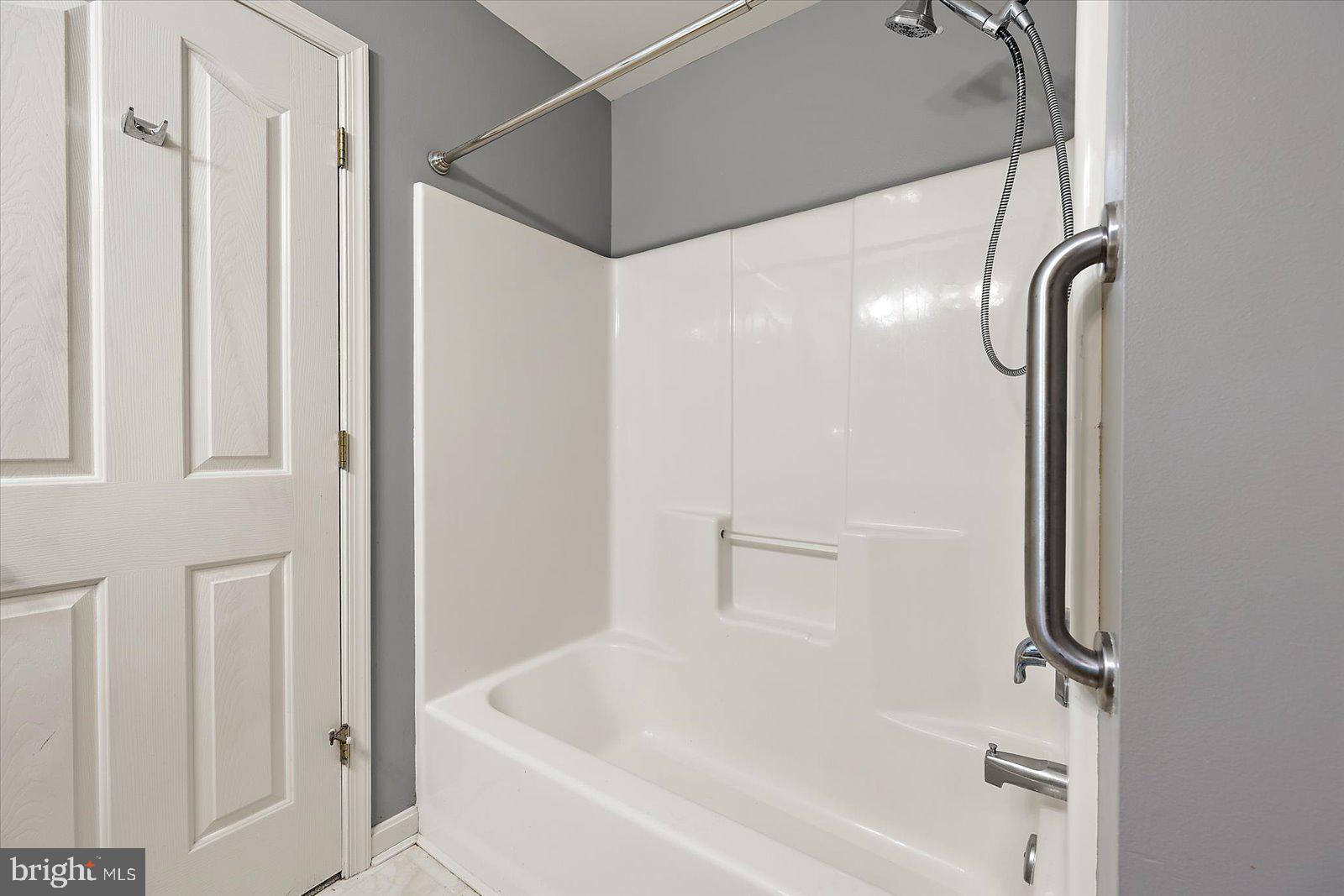 SLEEPY HOLLOW - Residential