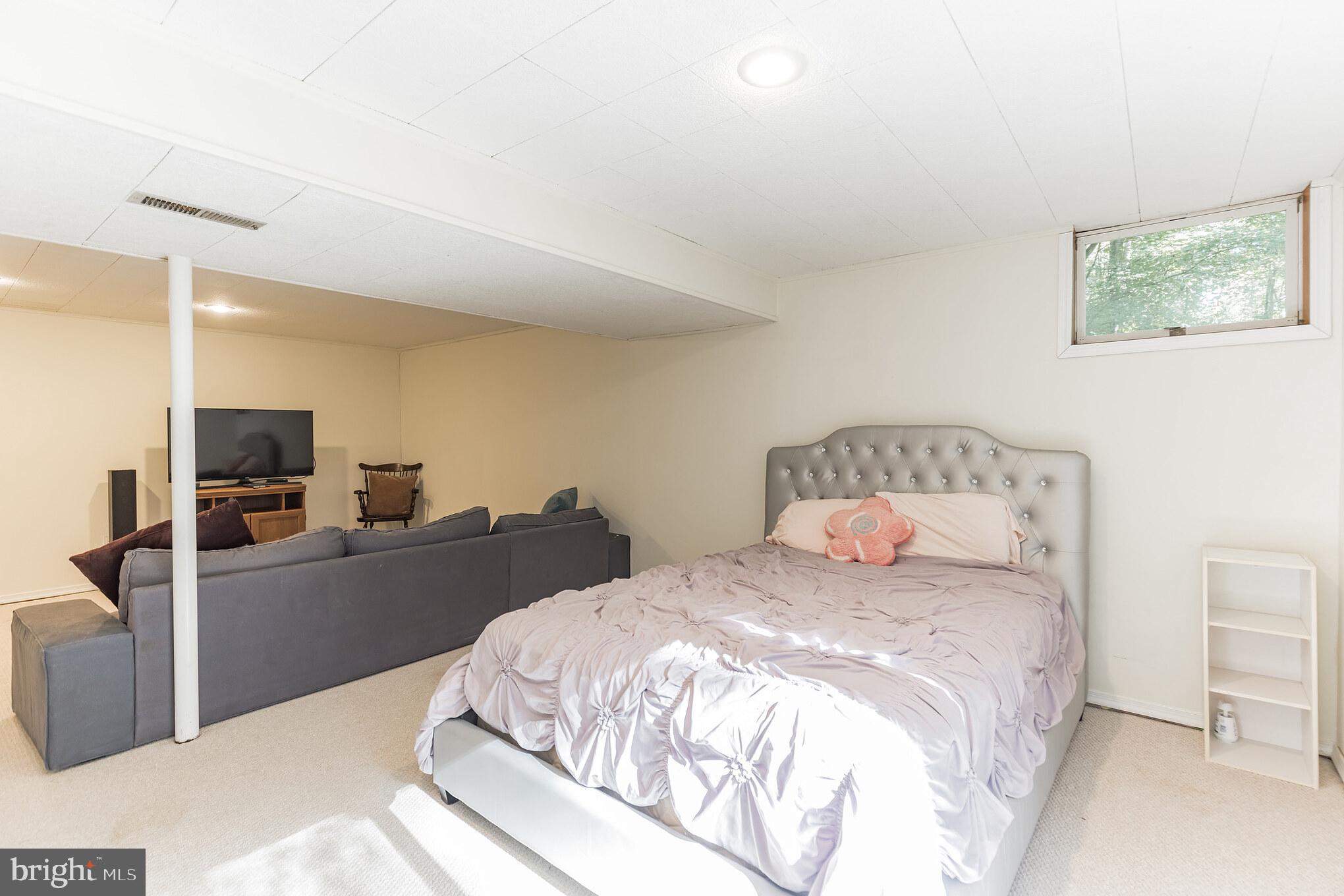 KINGS CONTRIVANCE - Residential