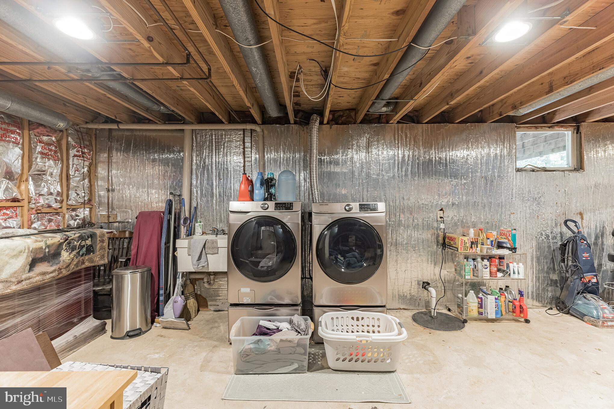 KINGS CONTRIVANCE - Residential