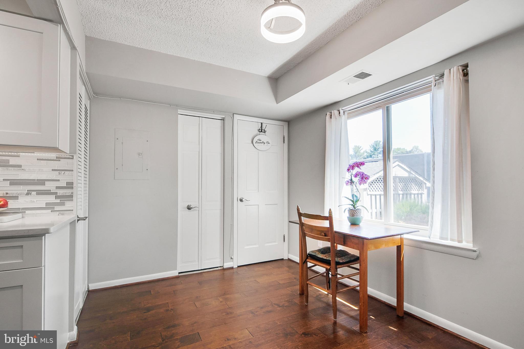 THE VISTAS - Residential