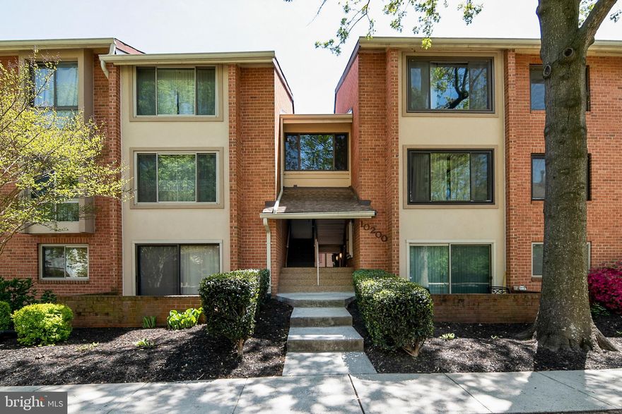 Not too big and not too small perfect for you once and for all!  Come check out this super cute condo conveniently located for the on the go super busy lifestyle.  This cute & cozy condo features laminate wood plank floors, updated kitchen with white cabinets and under cabinet lighting, sleek and contemporary  back splash, and white marble -like granite countertops, updated modern lighting in kitchen, separate dining and eat in kitchen space, and a nicely tucked away front-loading washer & dryer.  This spacious ground level unit is accessible from the private patio and sliding glass door that leads you directly to  the exposed brick sunroom, additional access from the building to the unit’s front door entry where you can access the foyer, coat closet, and then step down to the open living room space.  Other features include a spacious bedroom with walk-in closet, and full bath, lots of storage space.  The current owners have taken exceptional care of this condo by having HVAC system serviced (2021), added new smoke detectors, replaced bedroom carpet(2018) and other annual maintenance items.  The Vistas Condominium Association is located in the heart of Oakton, VA and is less than a mile to Vienna/Fairfax-GMU Metro station, minutes to public transportation stops, shops, restaurants, and parks.  The community has for your enjoyment club house, fitness center, community pool, basketball courts, tennis courts, beautiful biking, and paved trails, and amazing upkept common area grounds.  This is the space you will love to call home…so don’t wait to schedule your showing call Today!! Seller may require short rentback, * * * * Please follow current CDC Covid19 safety guidelines by wearing mask, staying 6 ft. apart from others, washing hands and please no more than 3 people at a time while showing * * * * *