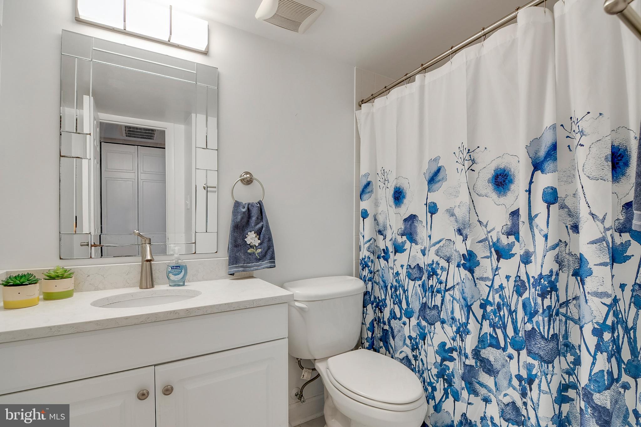 THE VISTAS - Residential