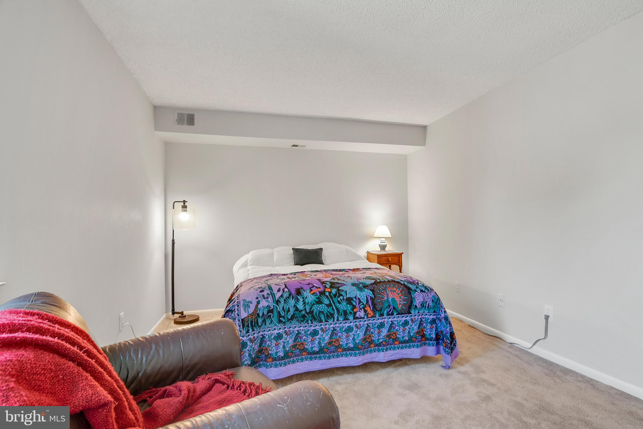 THE VISTAS - Residential