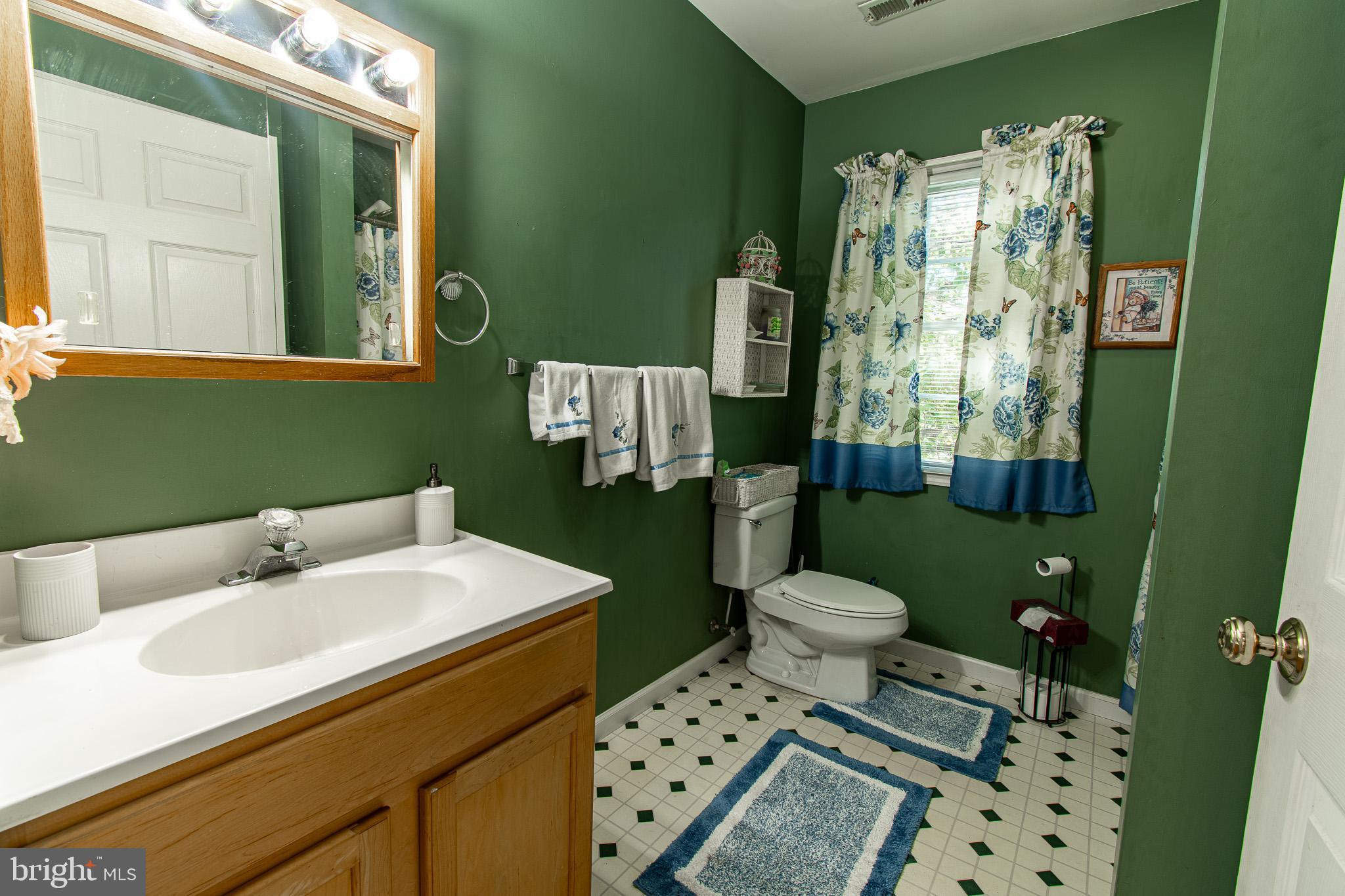 WAYLANDS - Residential