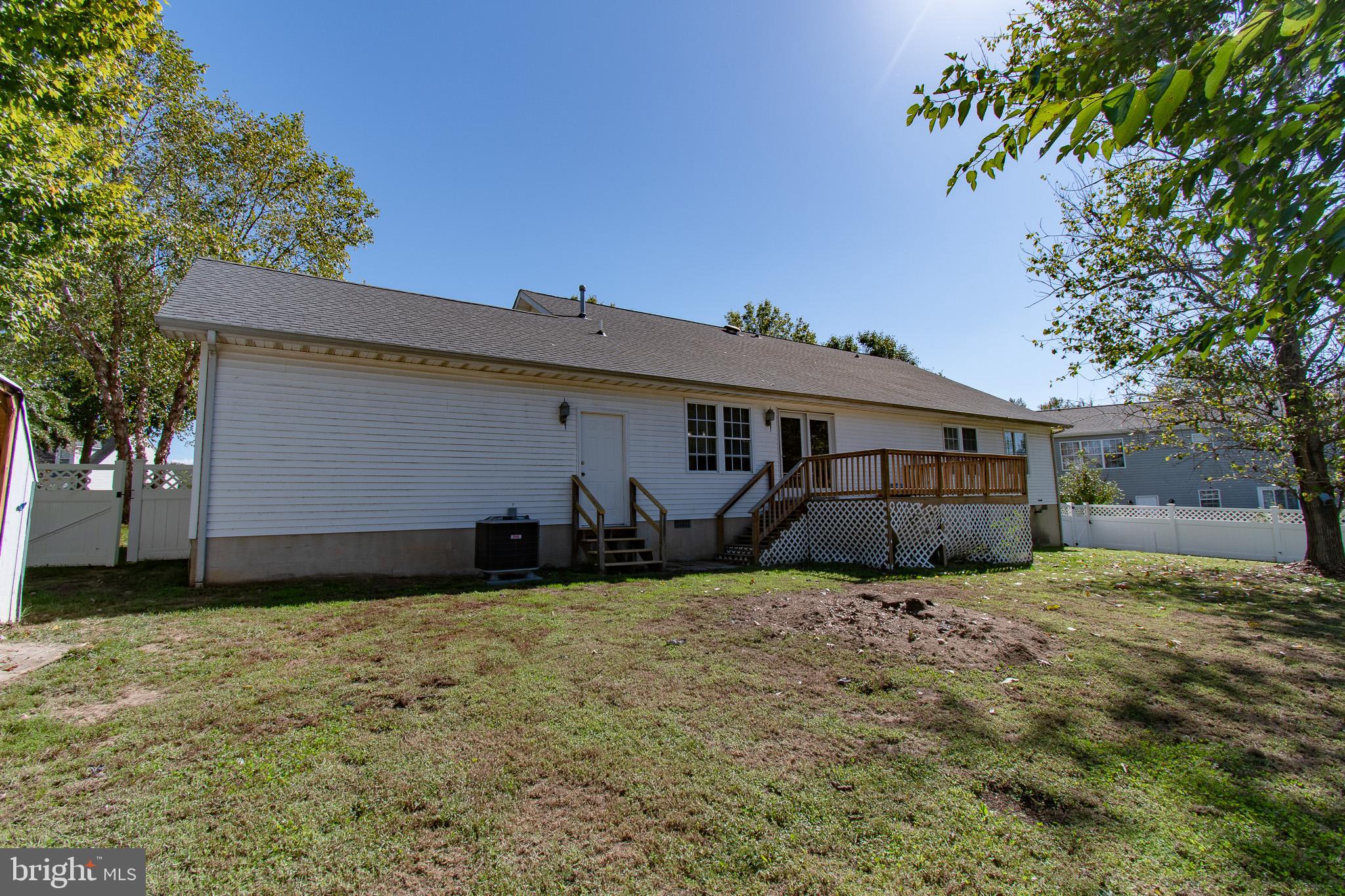 WAYLANDS - Residential