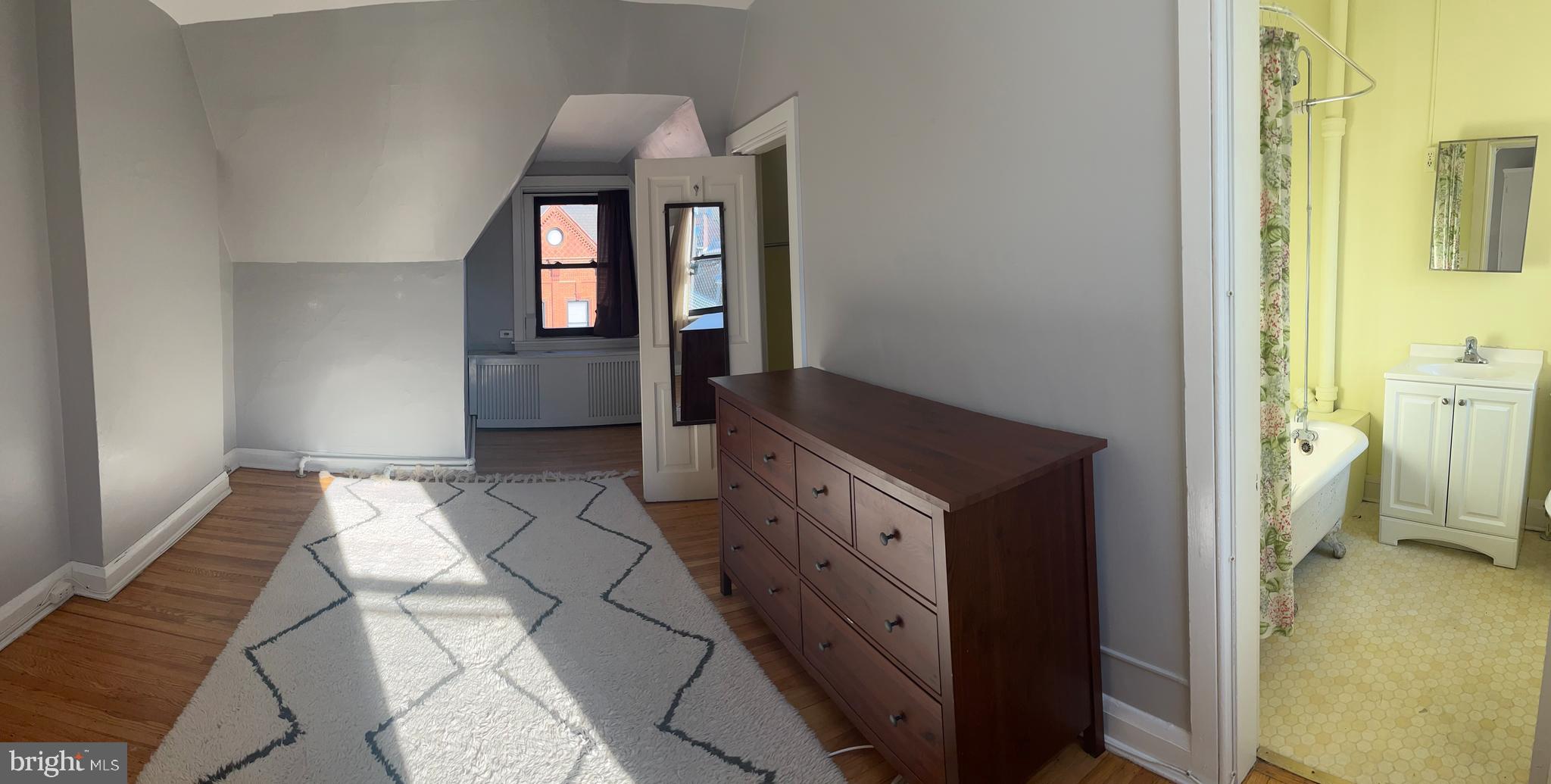 MOUNT VERNON PLACE HISTORIC DISTRICT - Residential Lease