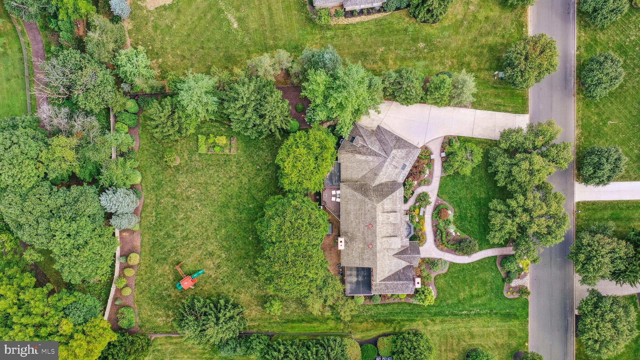 WESTBURY PARK - Residential