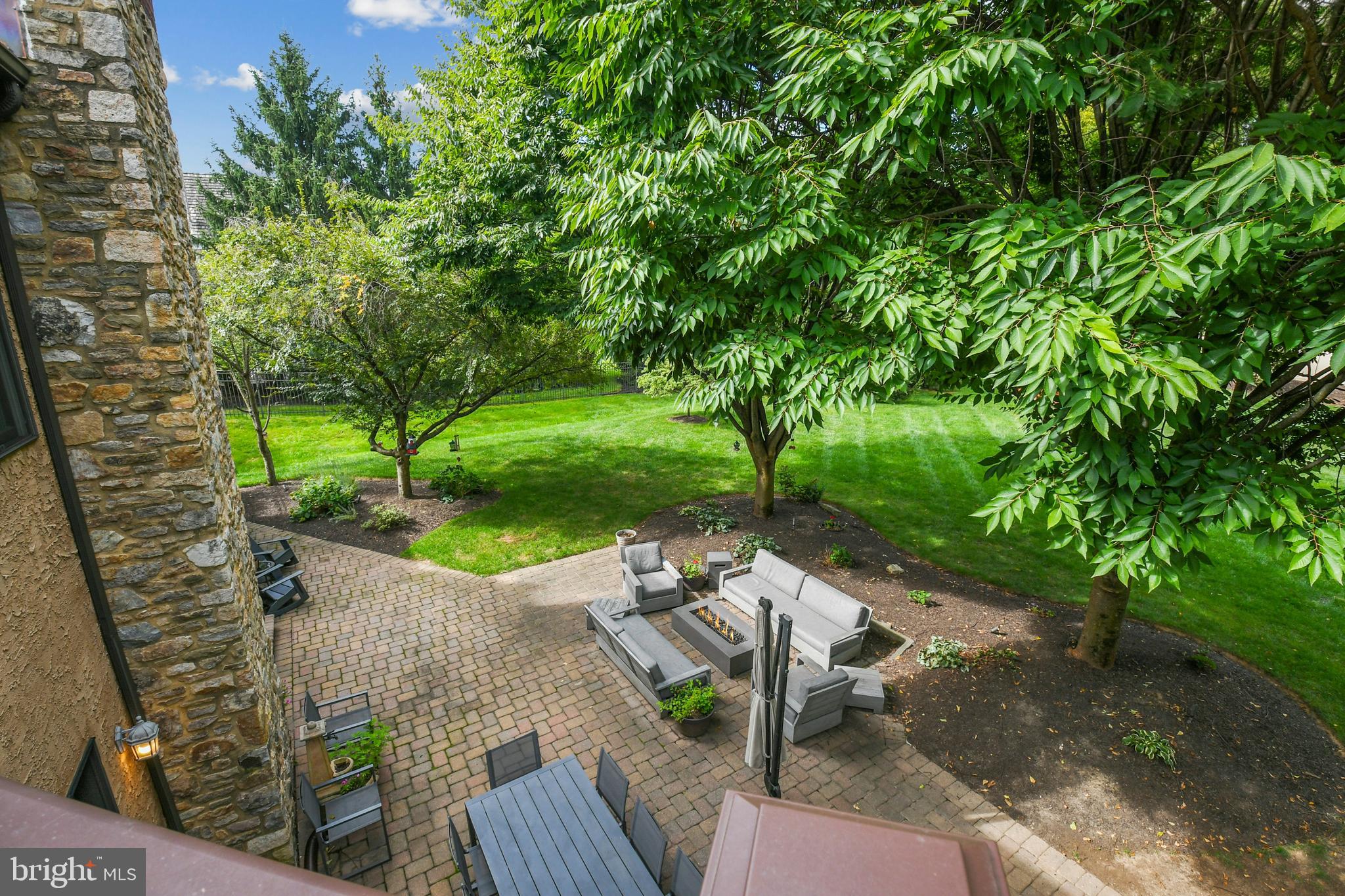 WESTBURY PARK - Residential