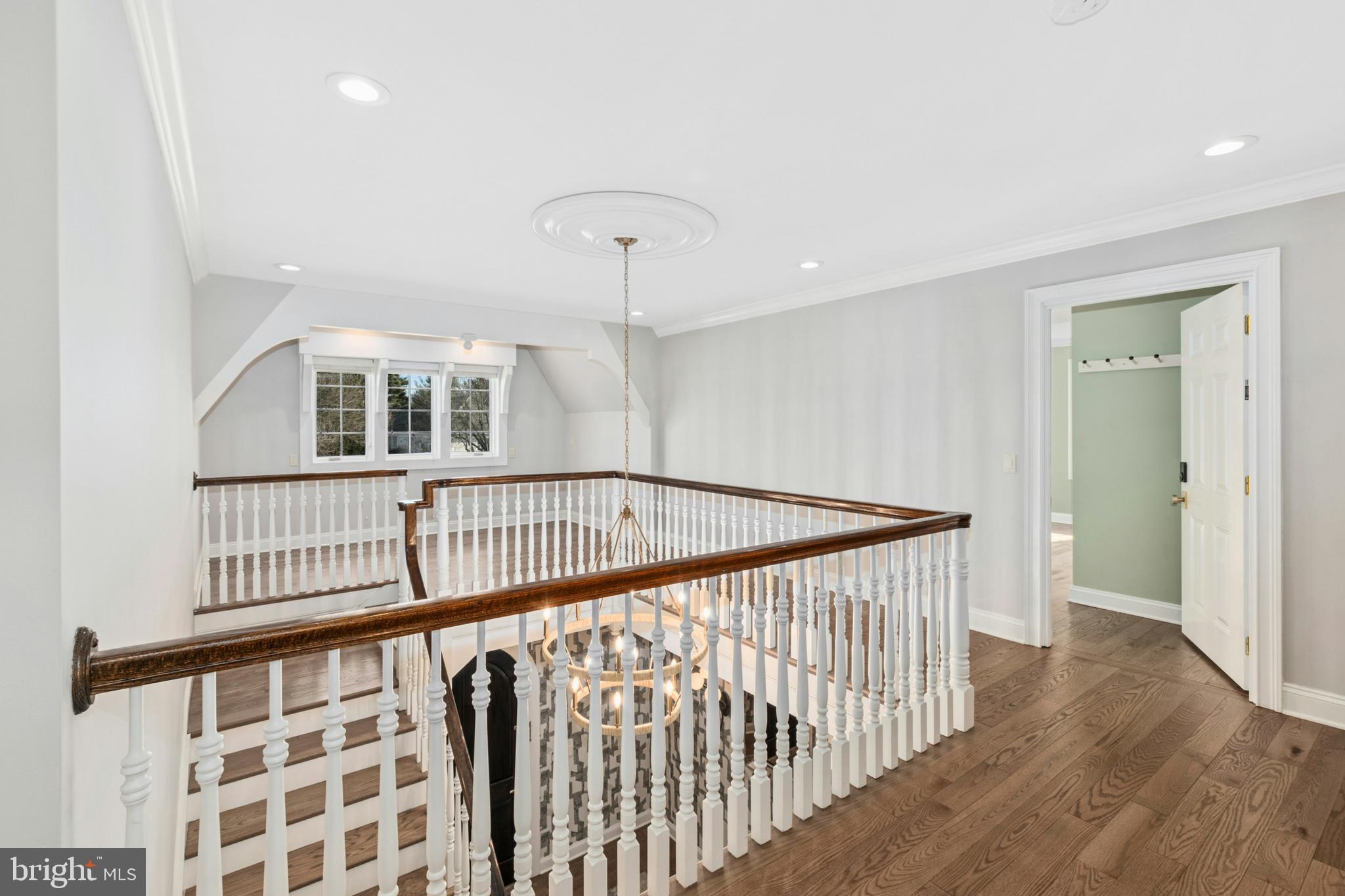 WESTBURY PARK - Residential