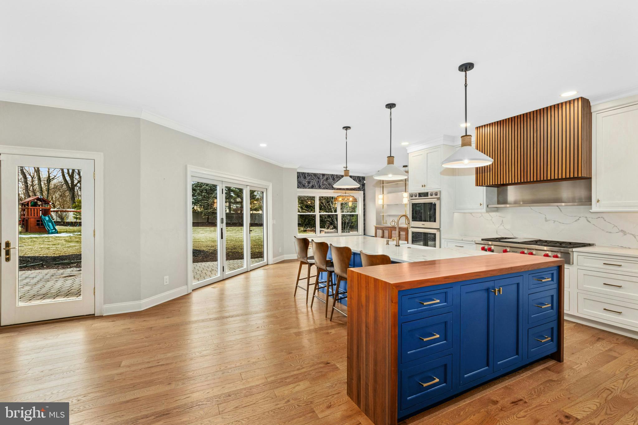 WESTBURY PARK - Residential