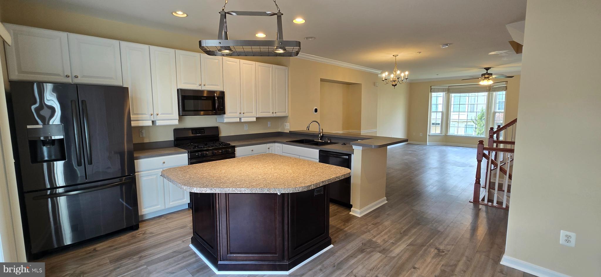 PINEY ORCHARD - Residential Lease