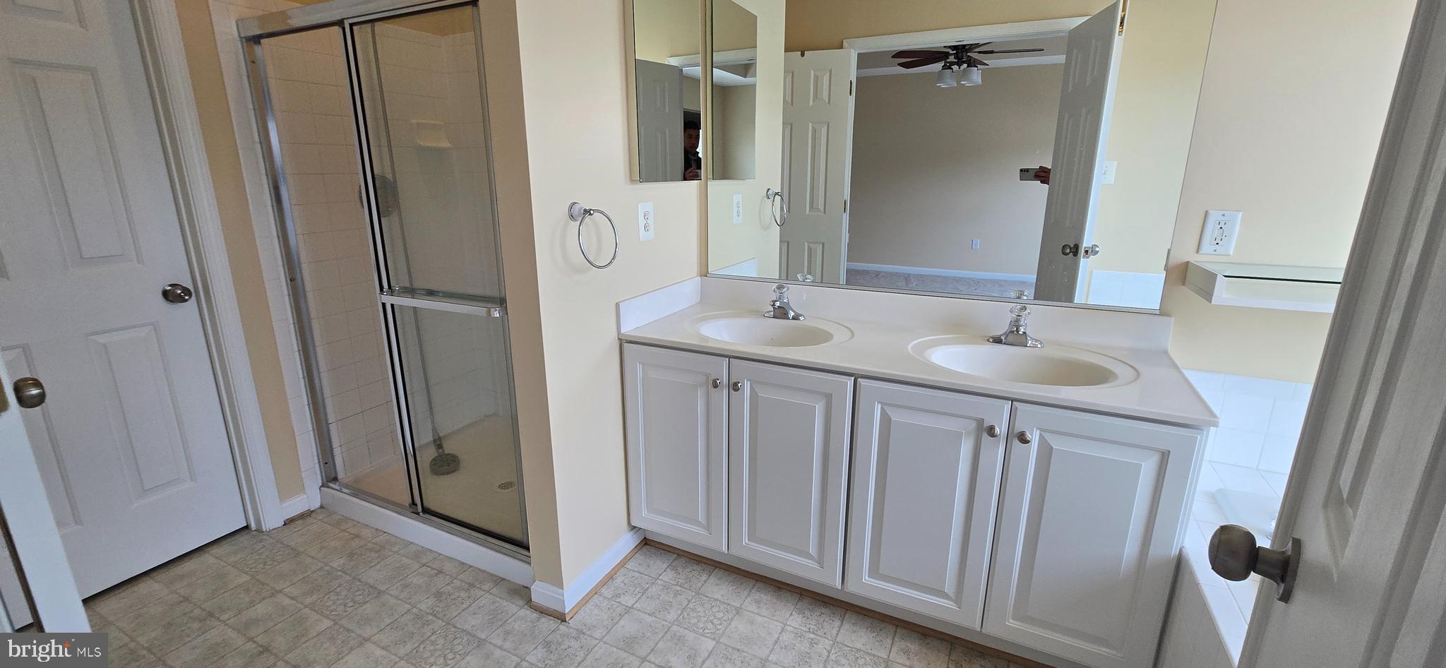 PINEY ORCHARD - Residential Lease