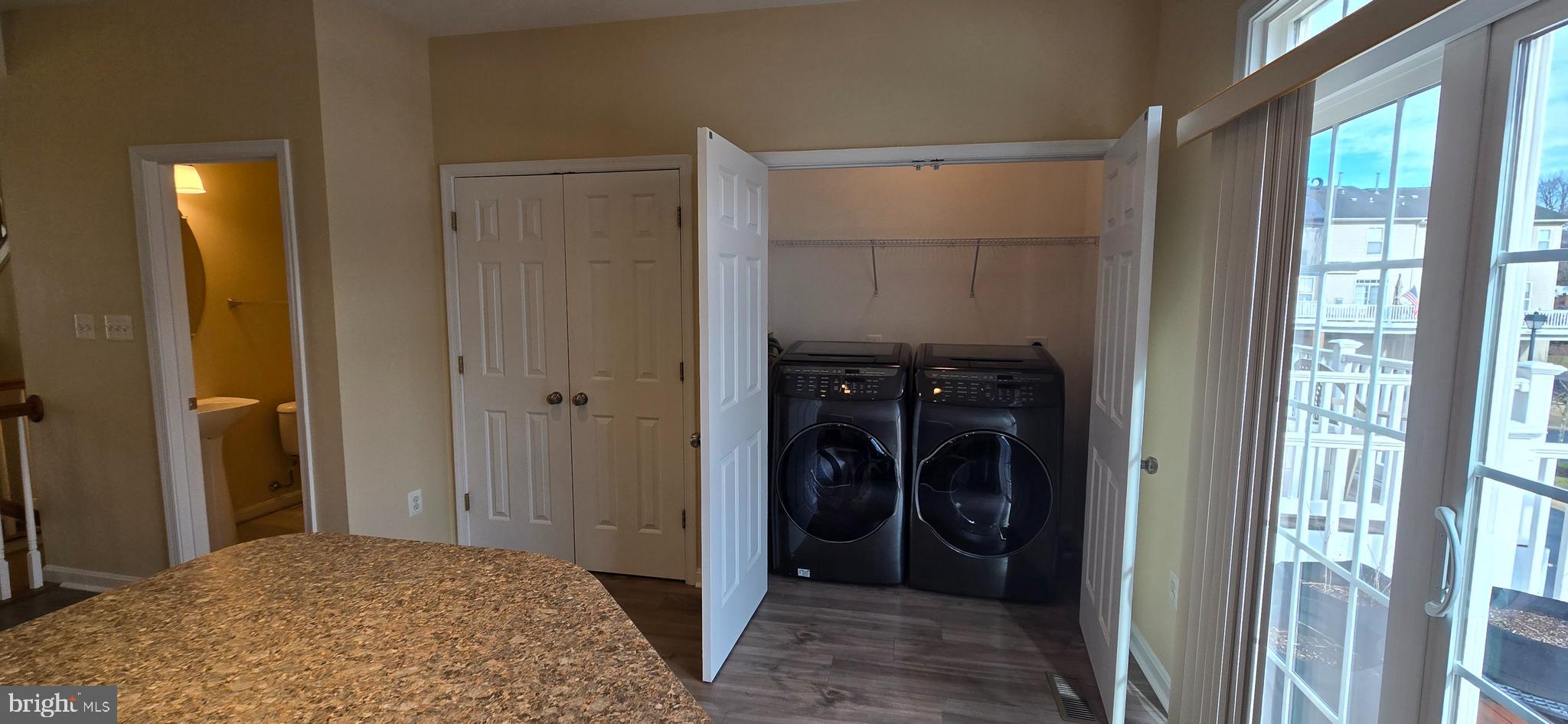 PINEY ORCHARD - Residential Lease