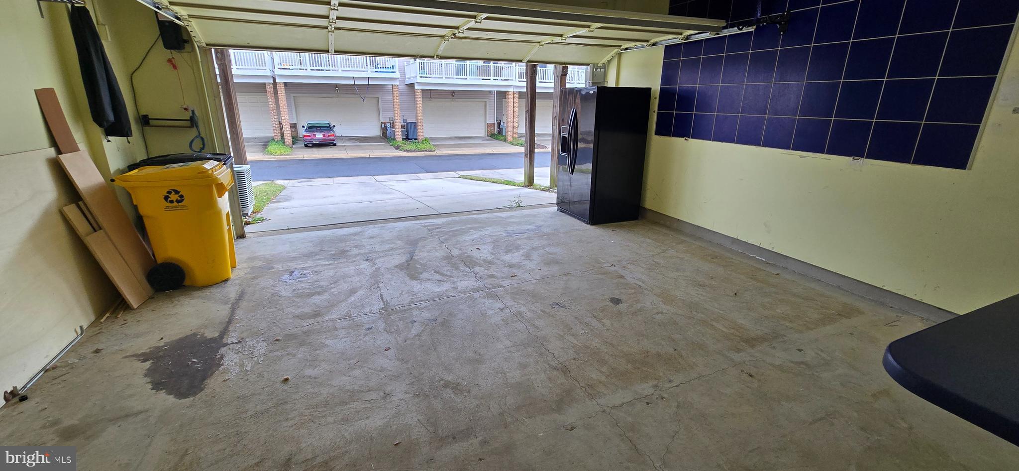 PINEY ORCHARD - Residential Lease