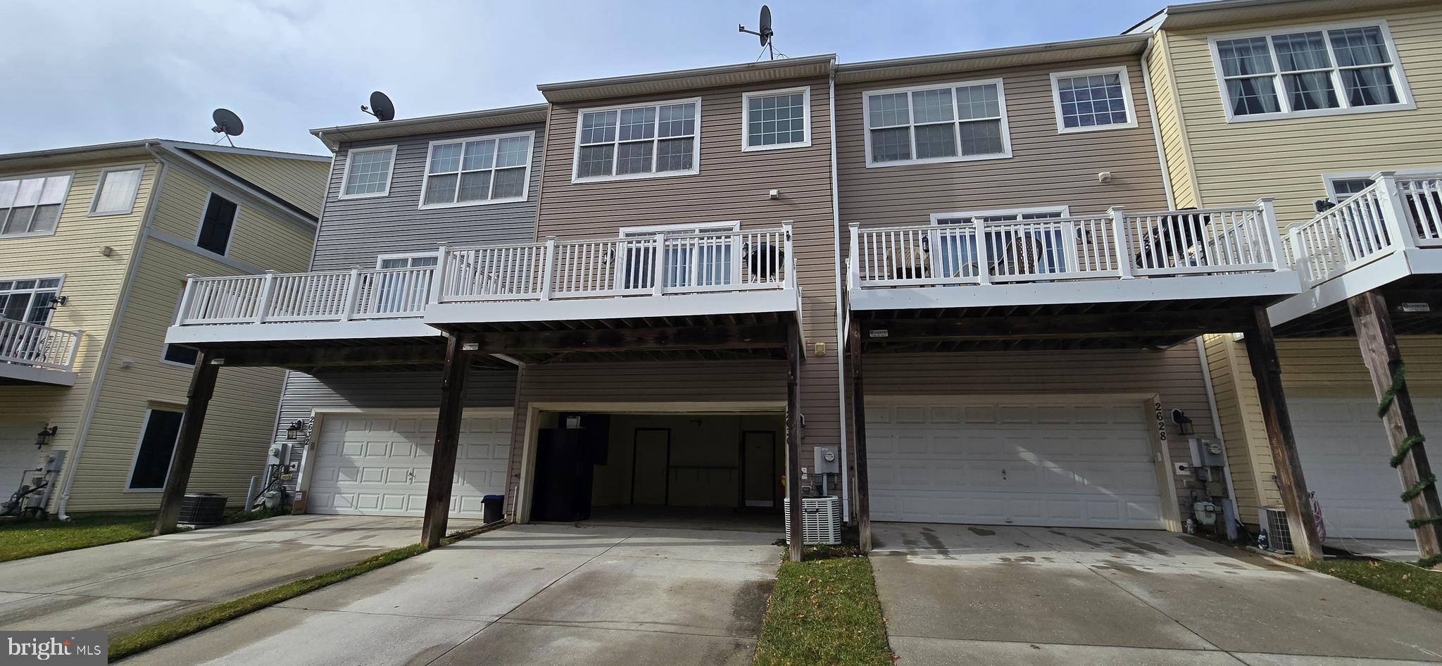 PINEY ORCHARD - Residential Lease