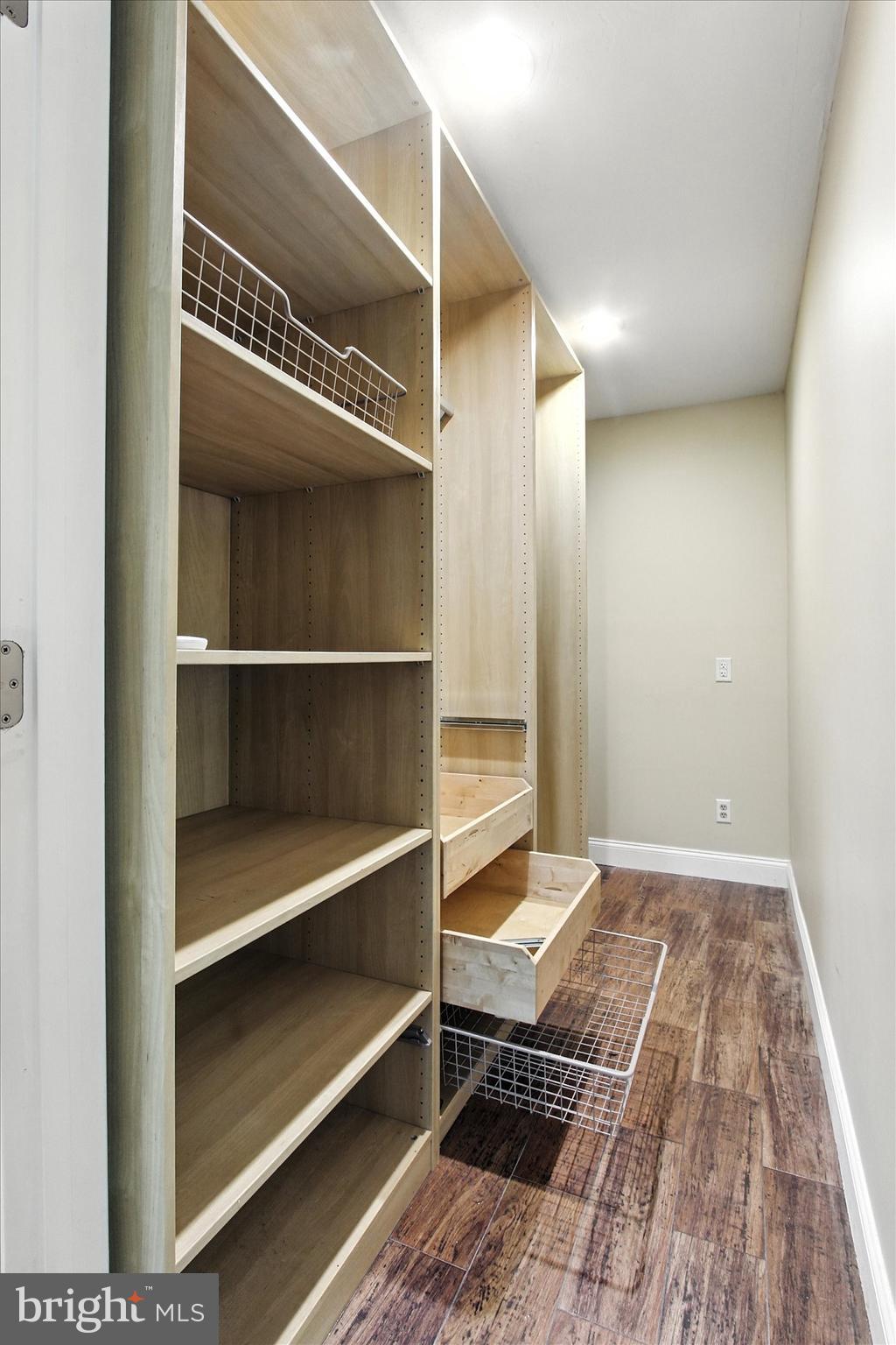 LAKE MEADE - Residential