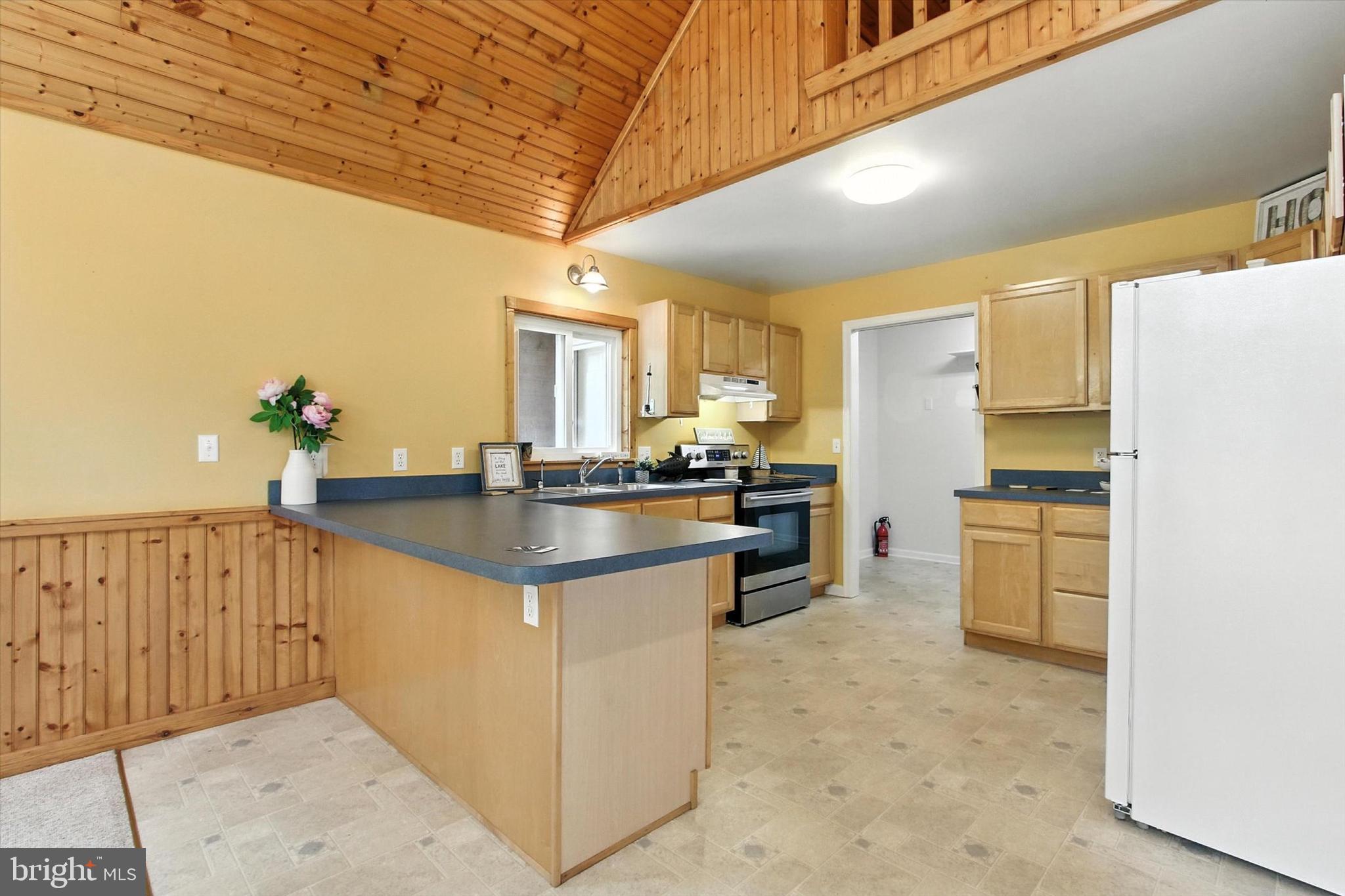 LAKE MEADE - Residential