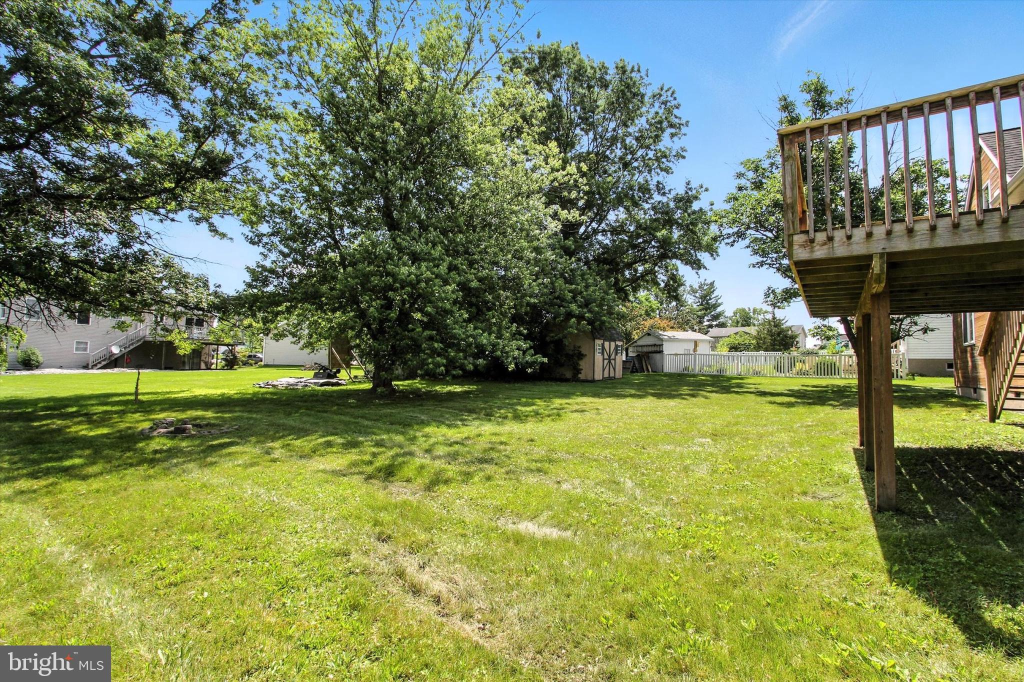 LAKE MEADE - Residential