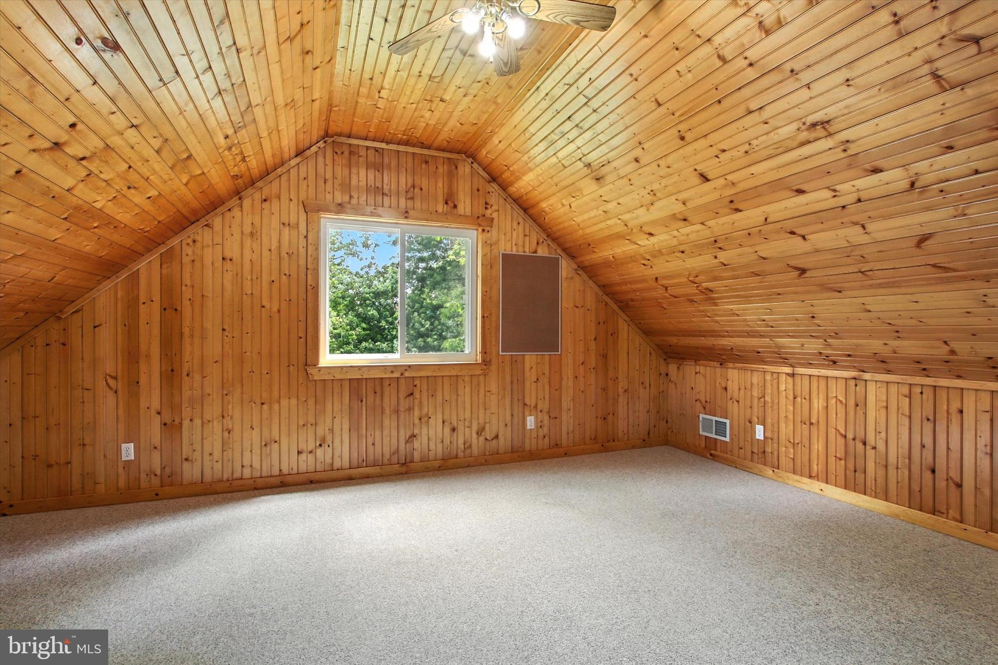 LAKE MEADE - Residential