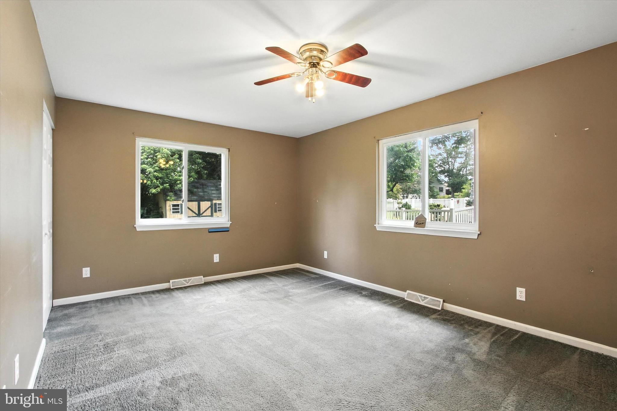 LAKE MEADE - Residential