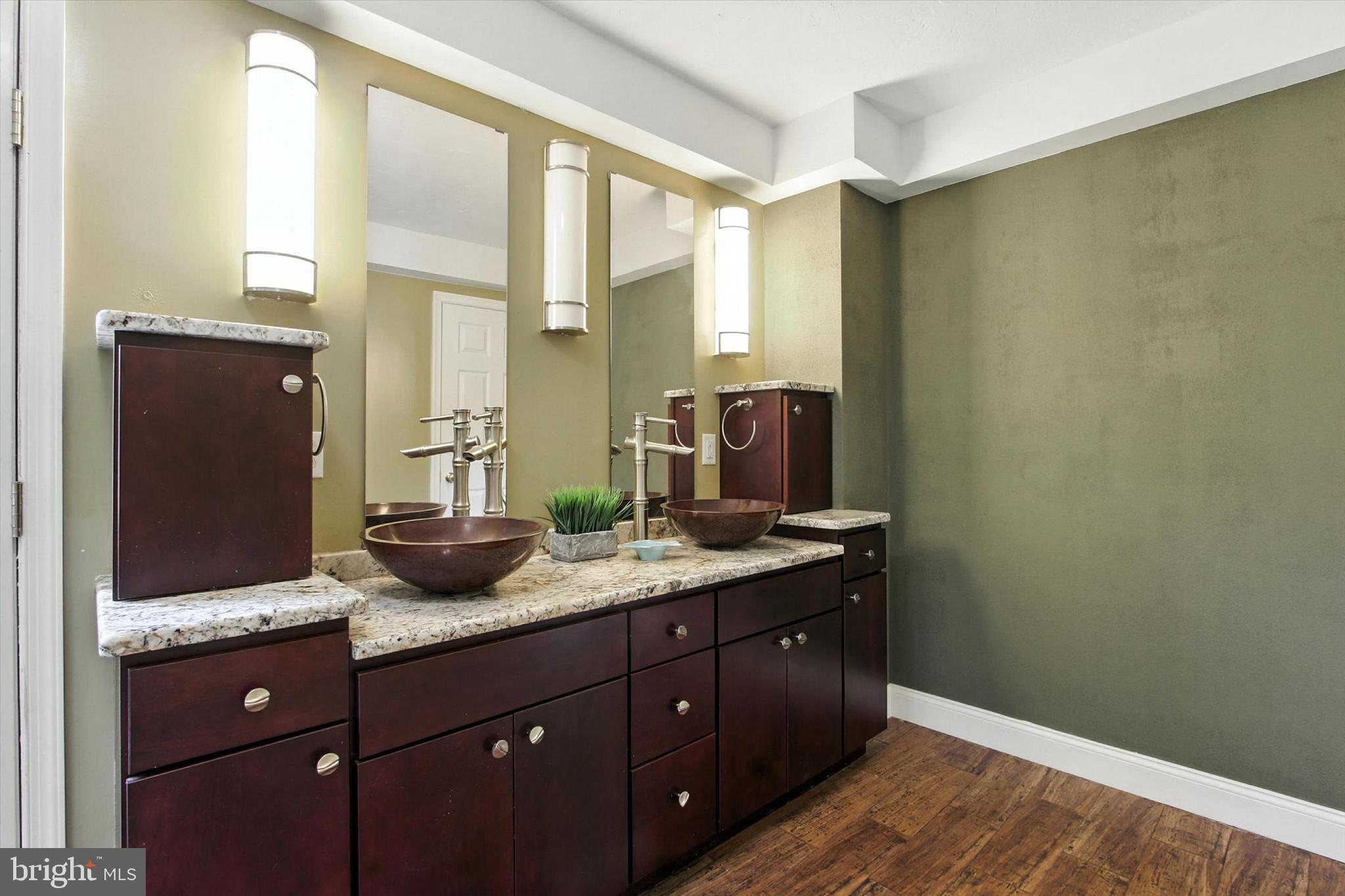 LAKE MEADE - Residential