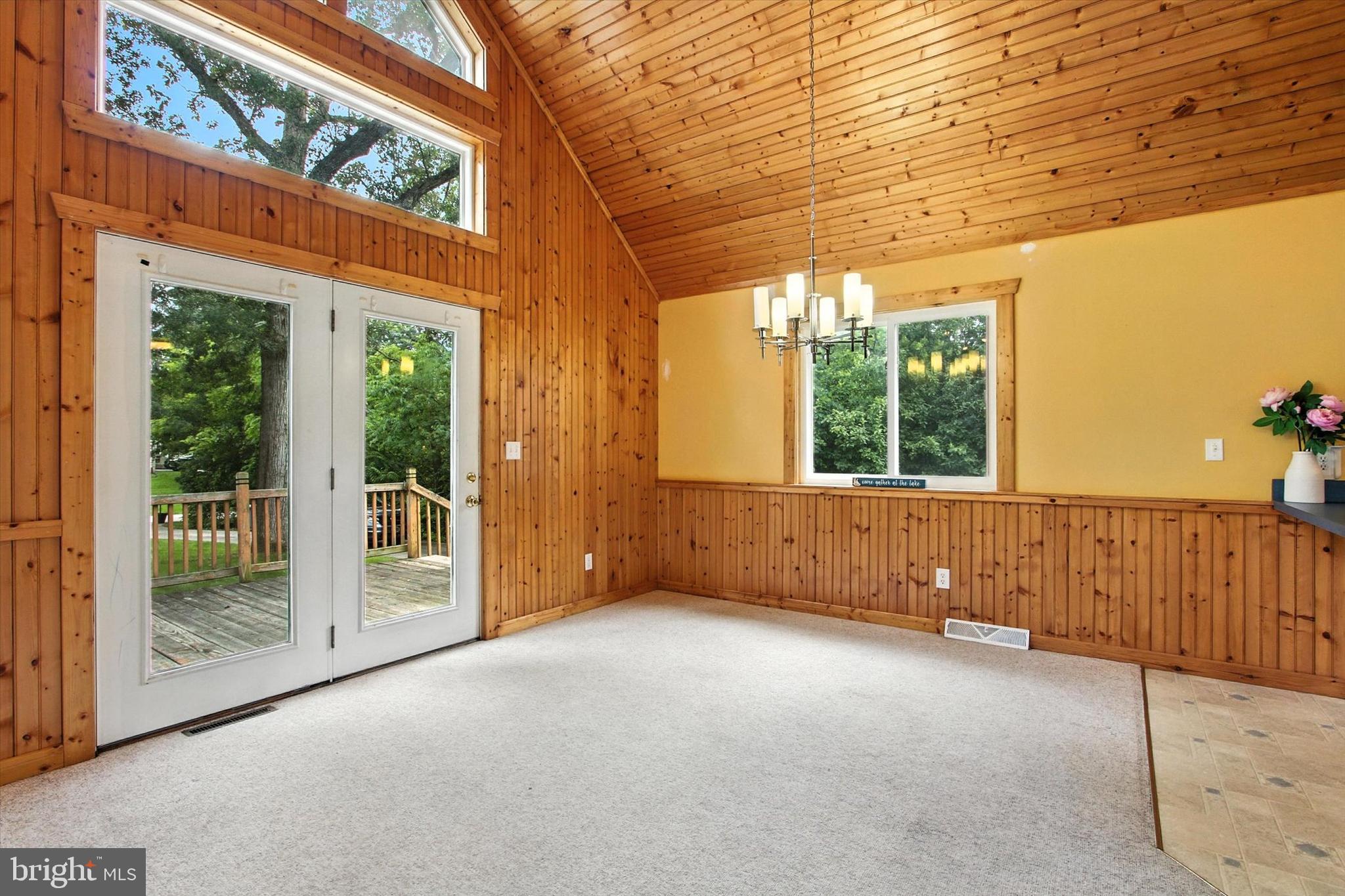 LAKE MEADE - Residential