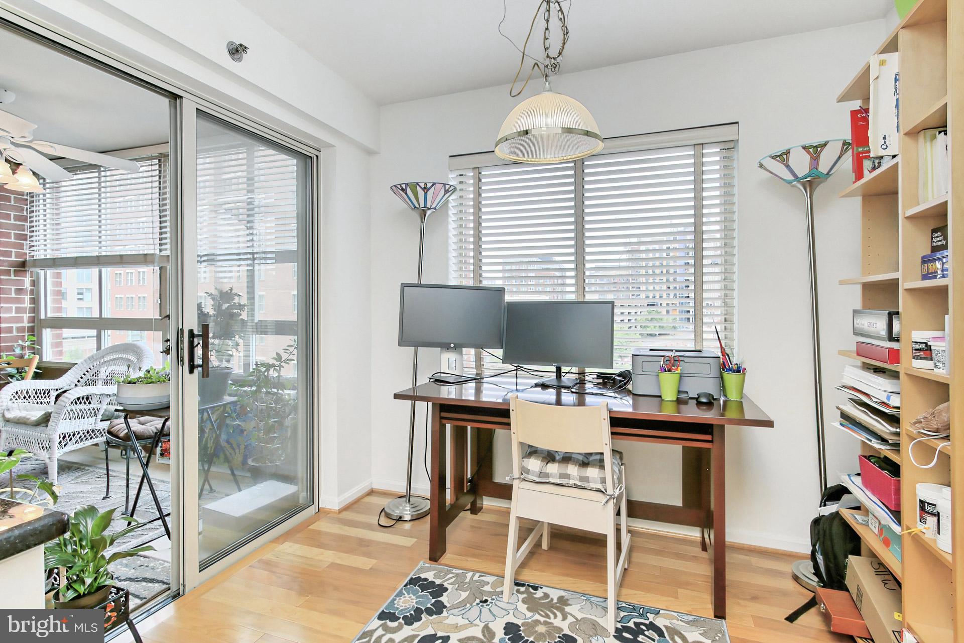 CARLYLE TOWERS CONDOMINIUM - Residential Lease